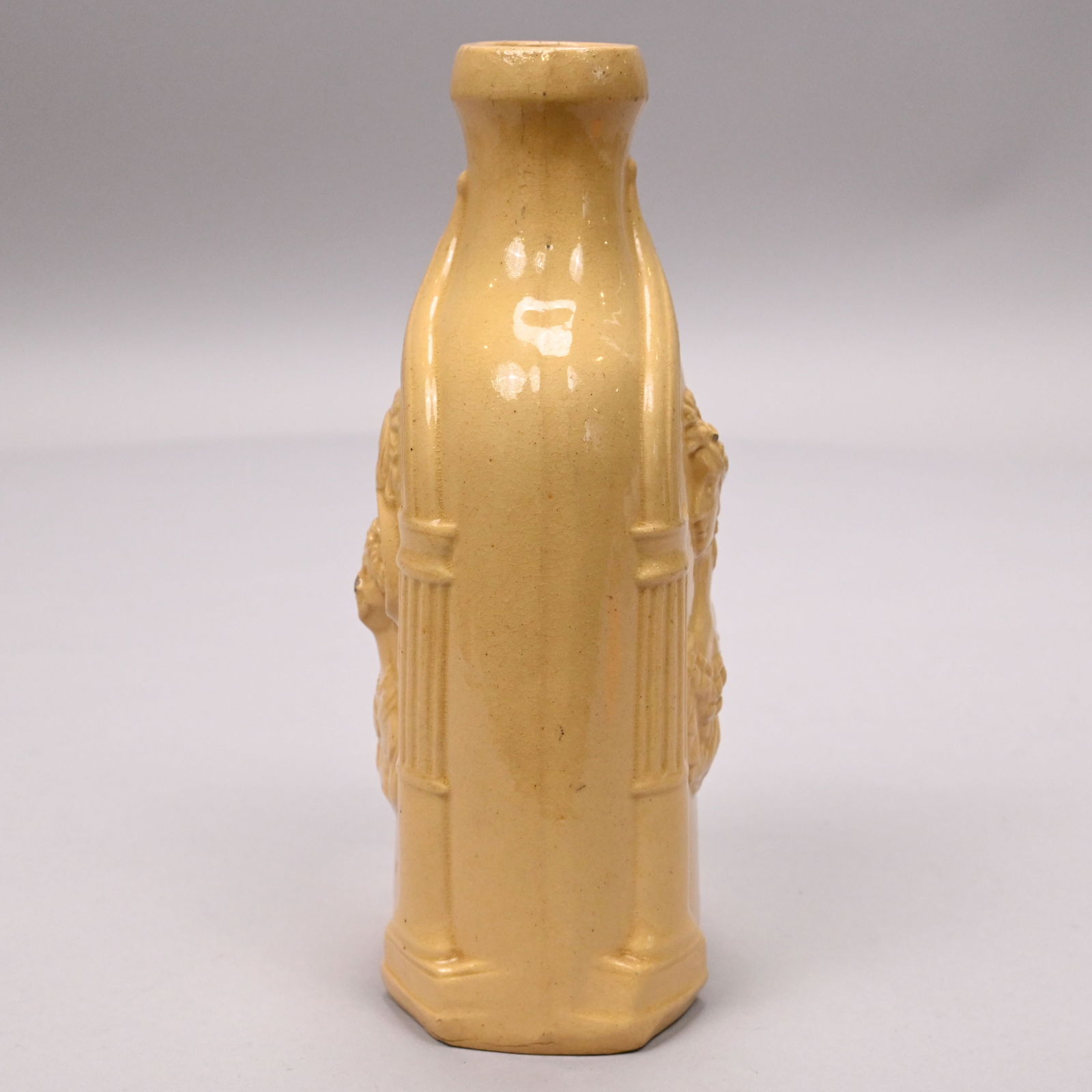 Three American Ceramic Wares - 17