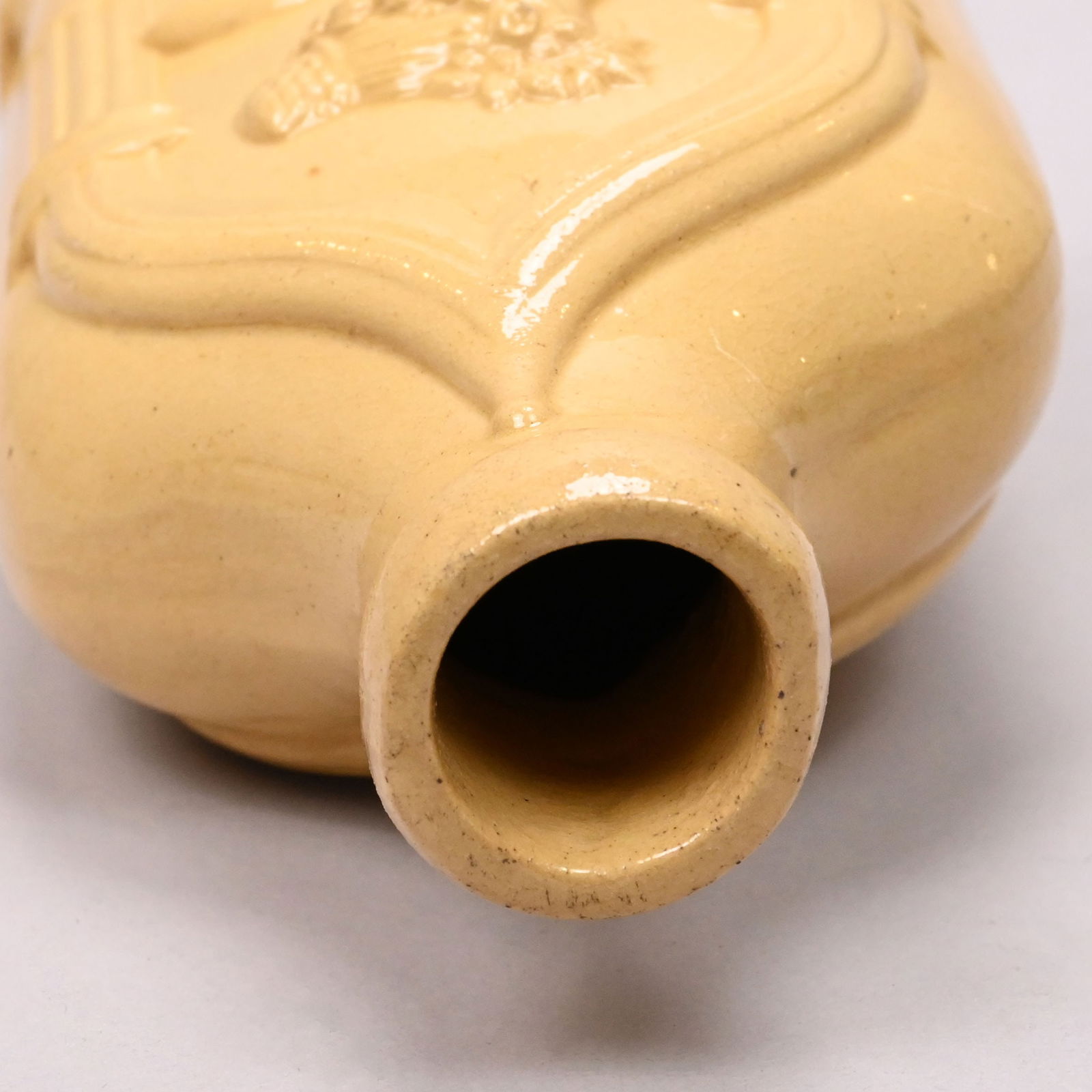 Three American Ceramic Wares - 18