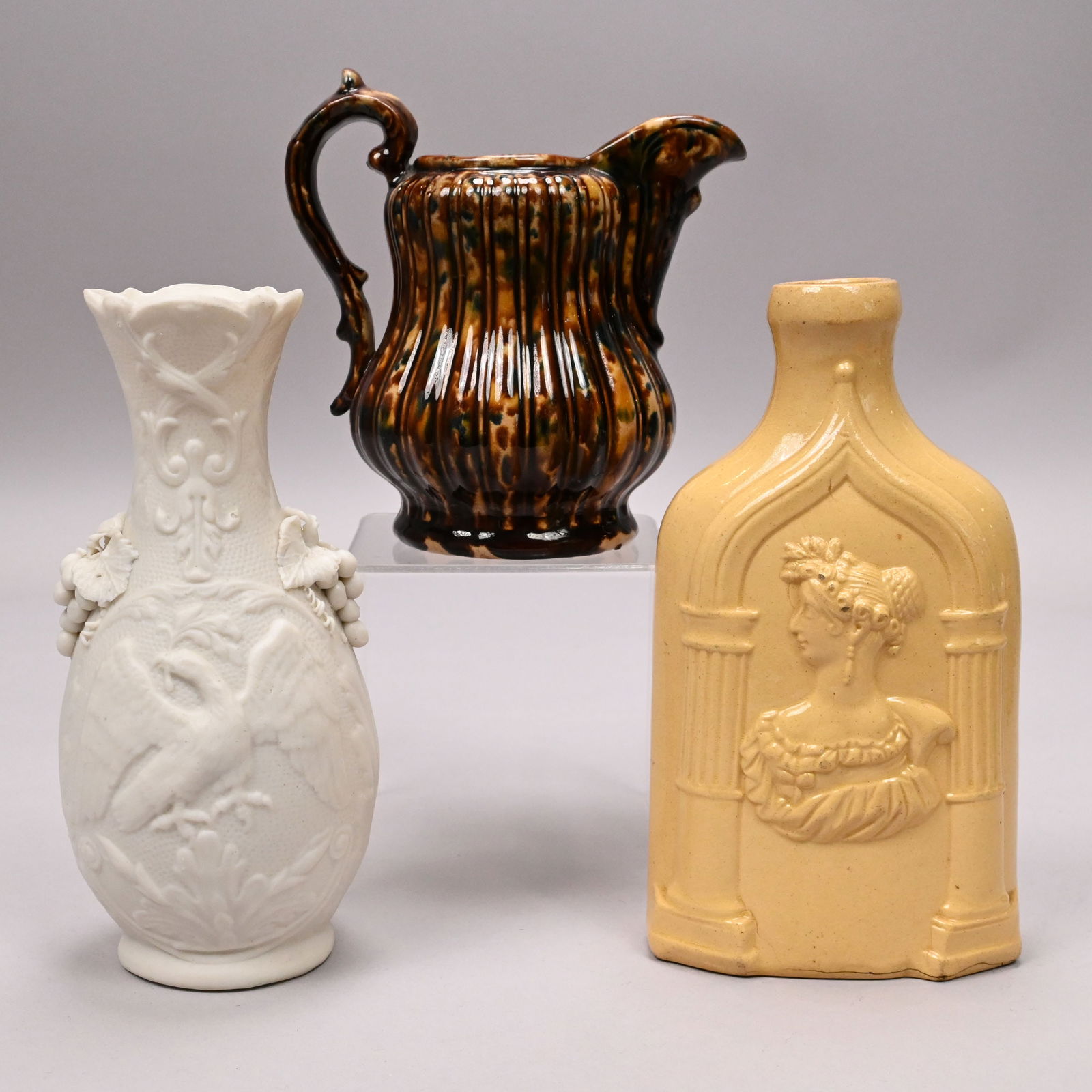 Three American Ceramic Wares (1 of 20)