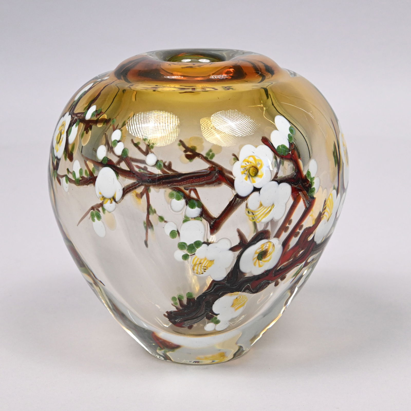 Heilman-Roessler "Plum" Studio Paperweight Vase - 2
