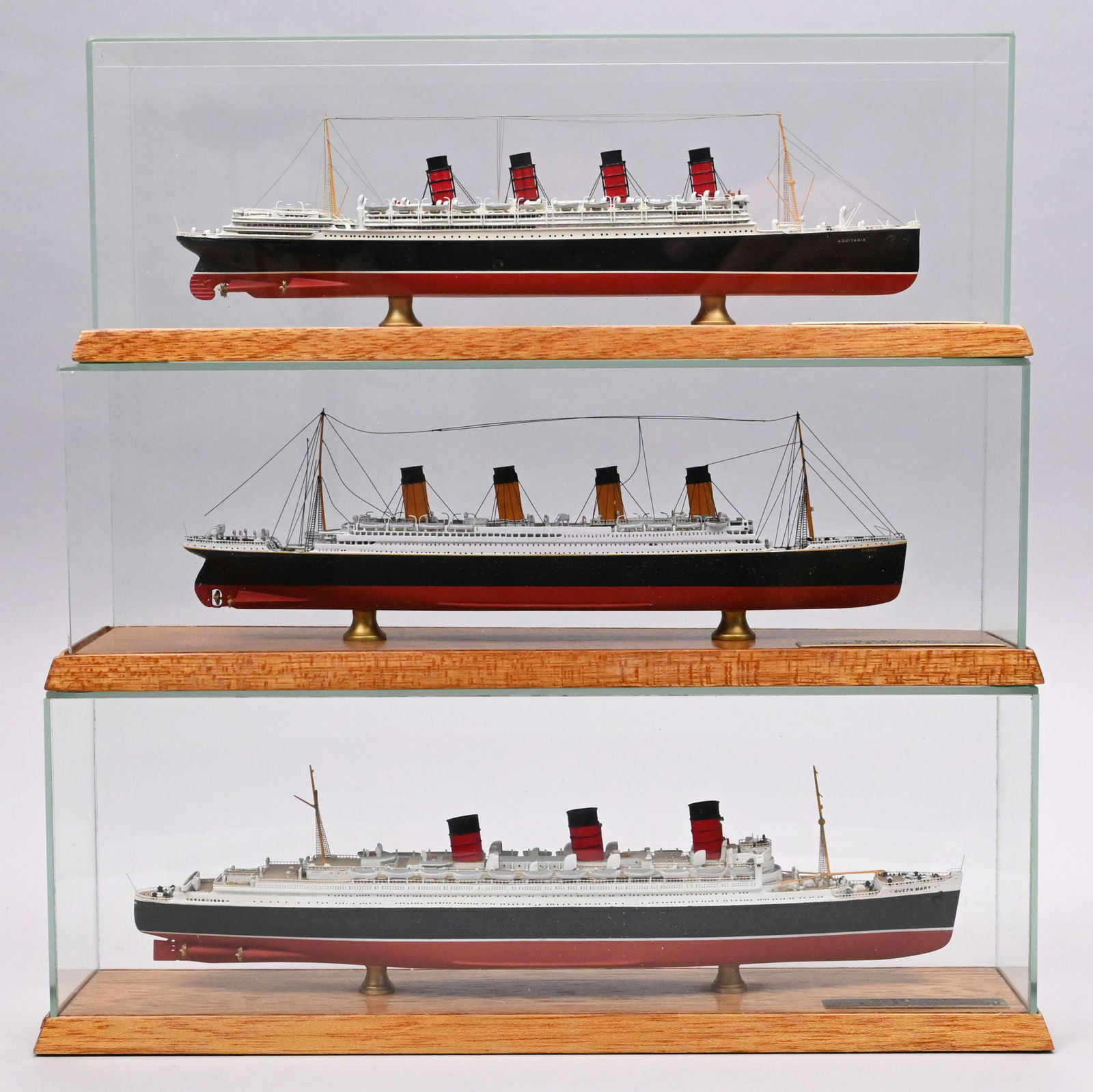 Twenty-Six Cold Painted Diecast Ship Models - 4