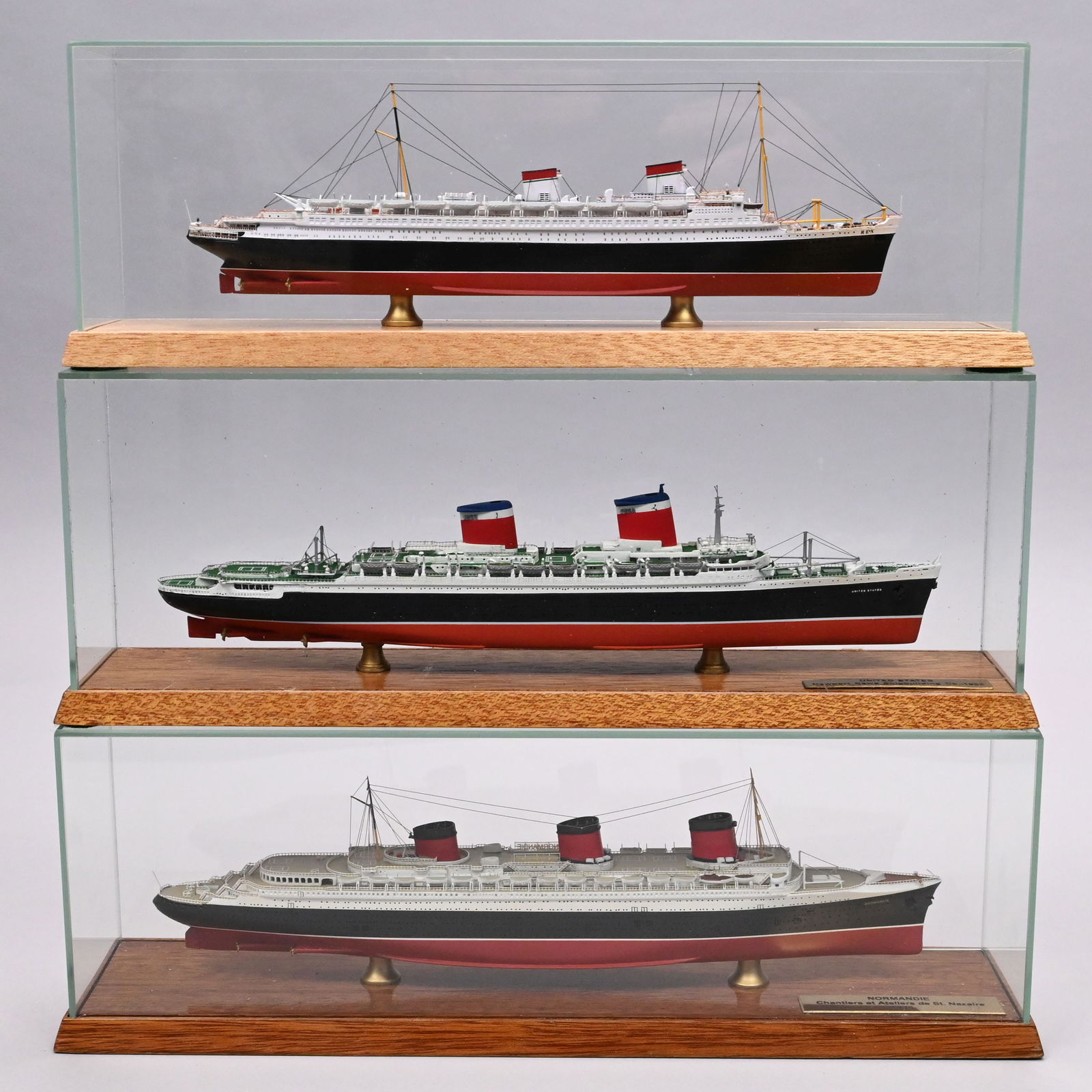 Twenty-Six Cold Painted Diecast Ship Models - 6