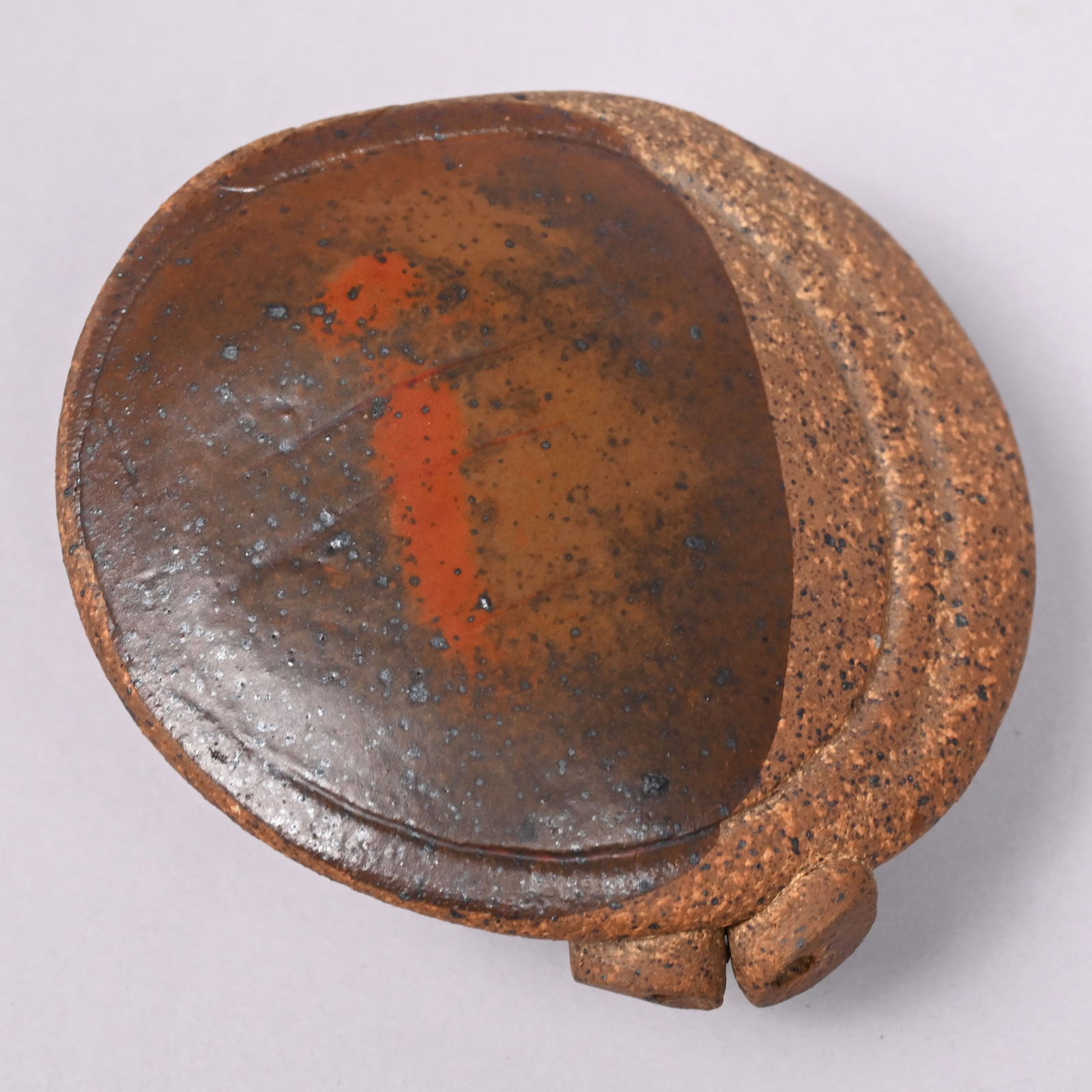 Seven Japanese Earthenware & Stoneware Articles - 17