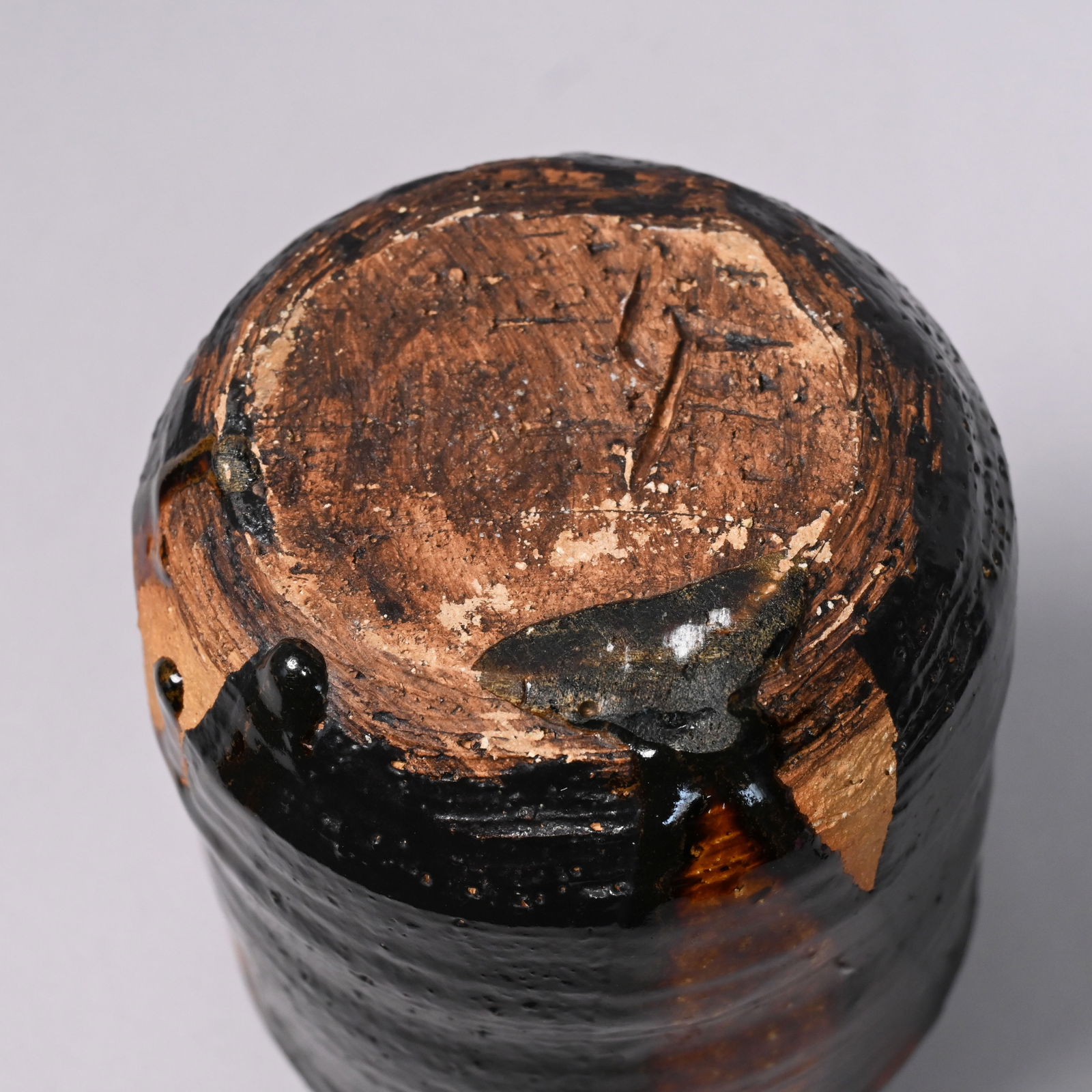 Seven Japanese Earthenware & Stoneware Articles - 4