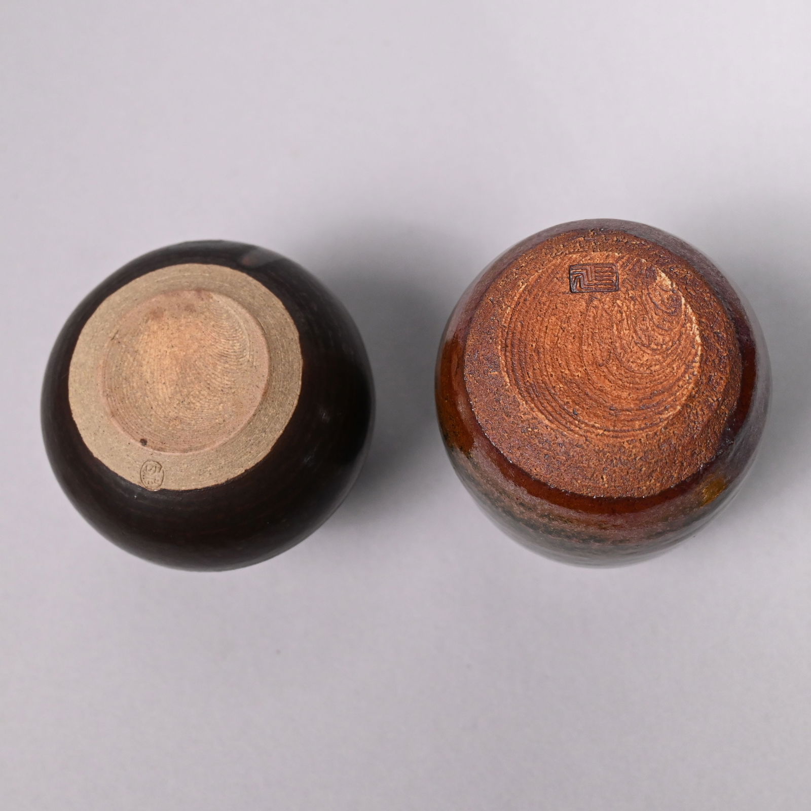 Nine Japanese Earthenware & Stoneware Articles - 11