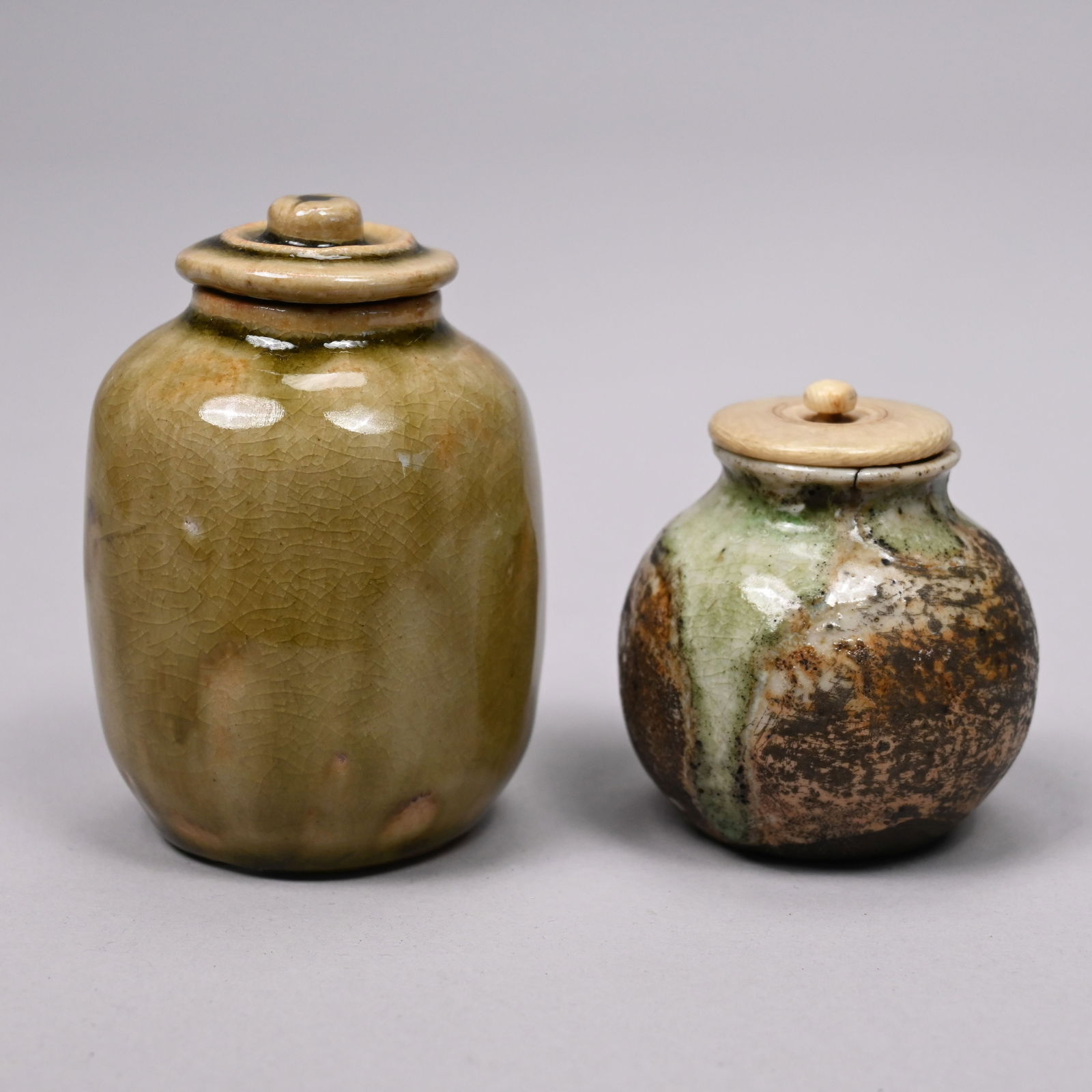 Nine Japanese Earthenware & Stoneware Articles - 15