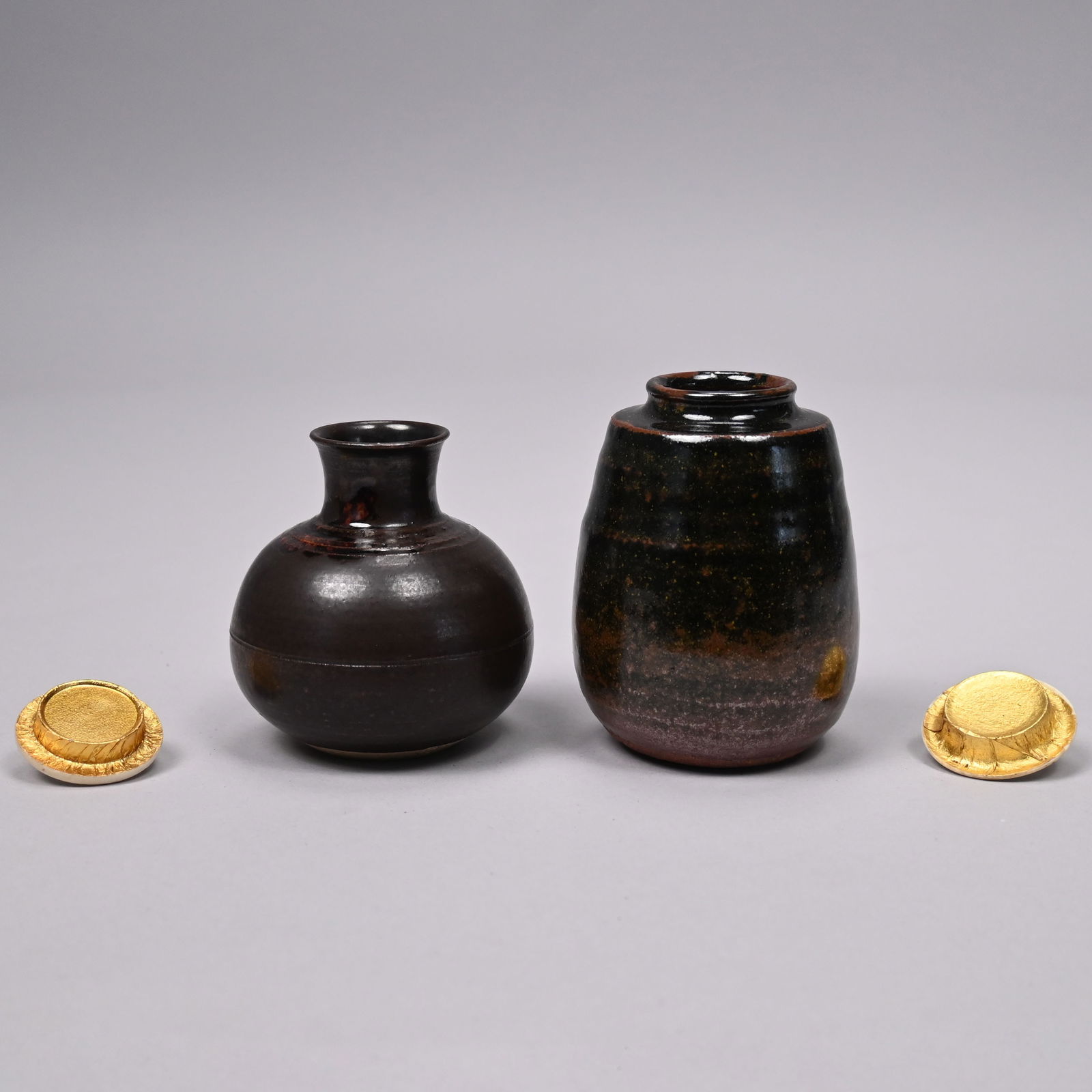 Nine Japanese Earthenware & Stoneware Articles - 9