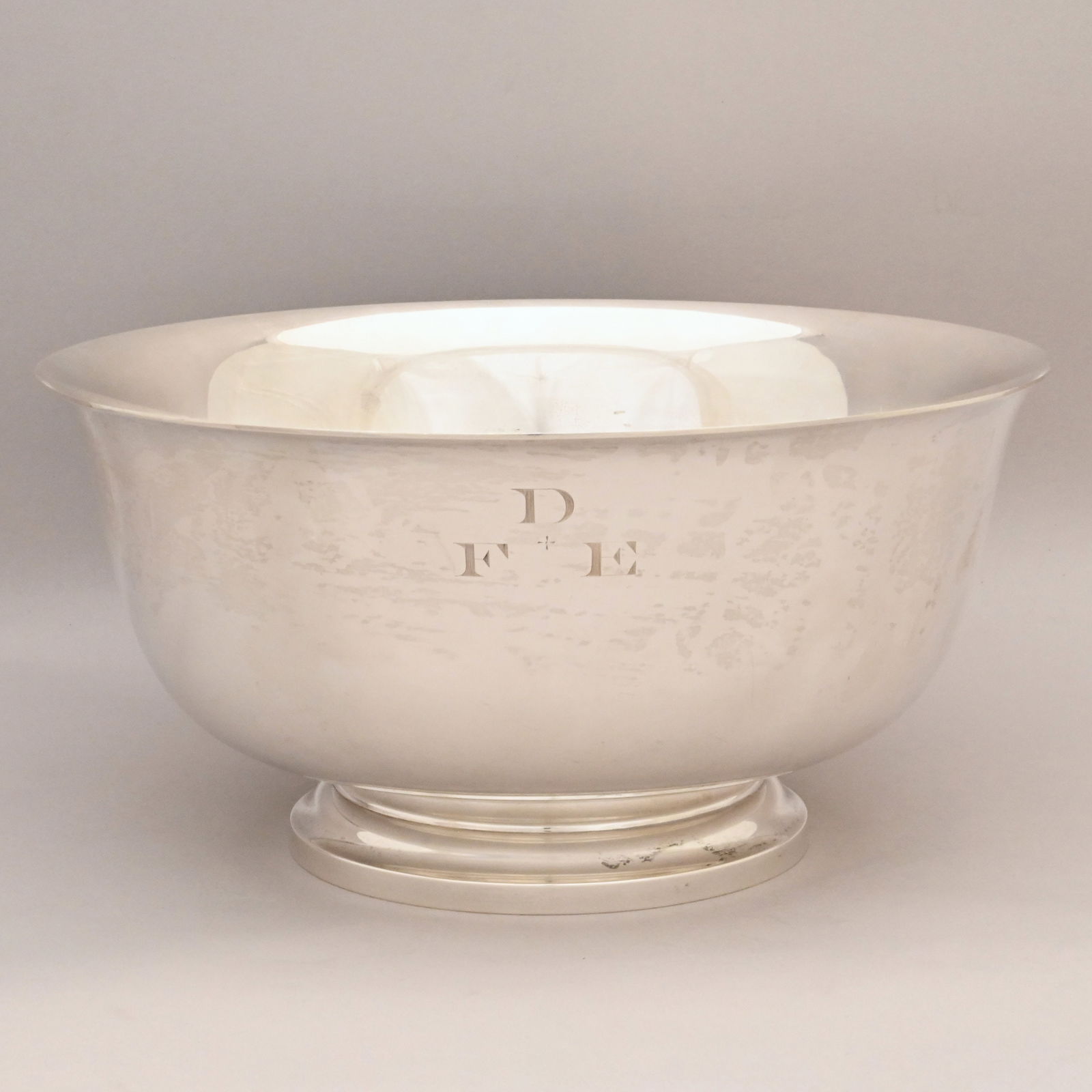 American Sterling Silver 'Paul Revere' Bowl: American Sterling Silver 'Paul Revere' Bowl, Tuttle Silversmiths, Boston, Massachusetts, 20th Century. Engraved initials "F+E/ D," marked with factory mark, "P. REVERE PATTERN" and "MADE FOR SHREVE,