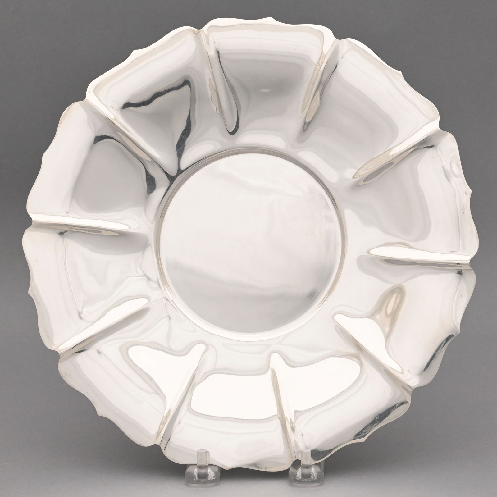 Two American Sterling Silver Serving Wares - 2