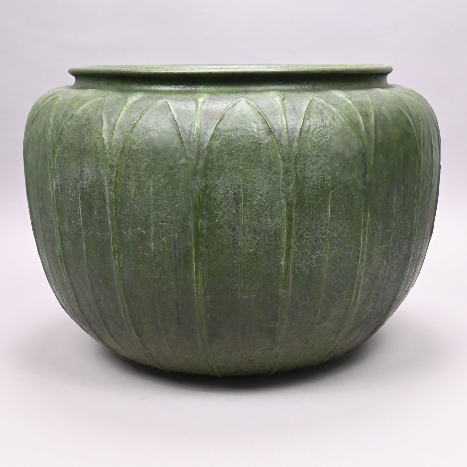 Large Arts & Crafts Jardiniere, Grueby Faince Co. (1 of 7)