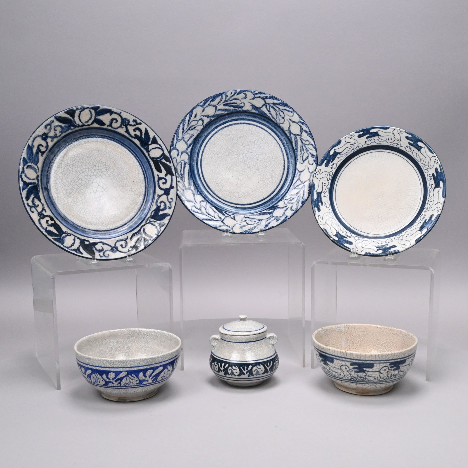 Six Dedham Pottery Plates and Bowls (1 of 17)