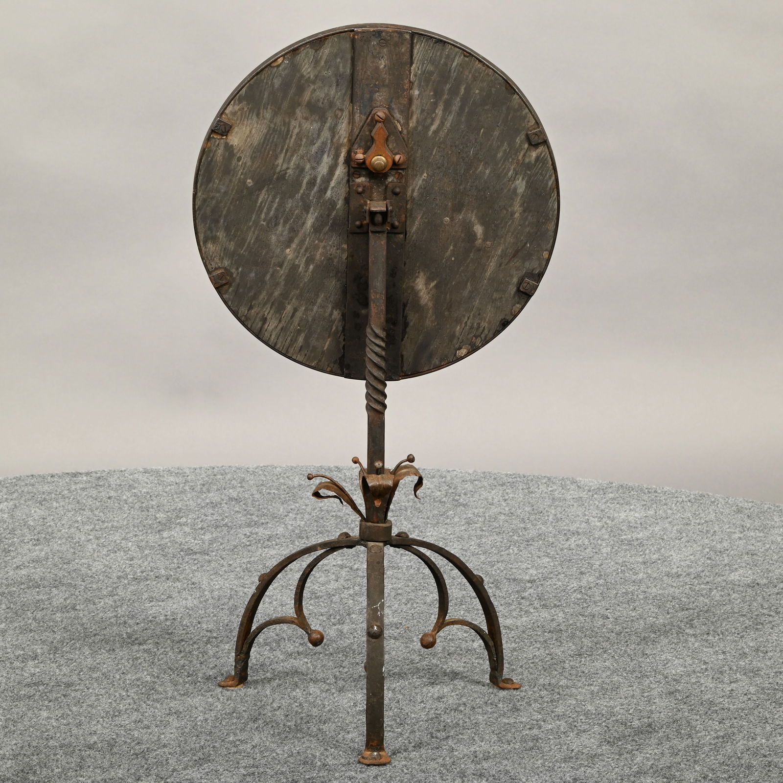 Turkish Islamic Wrought-Iron and Tile Coffee Table - 5