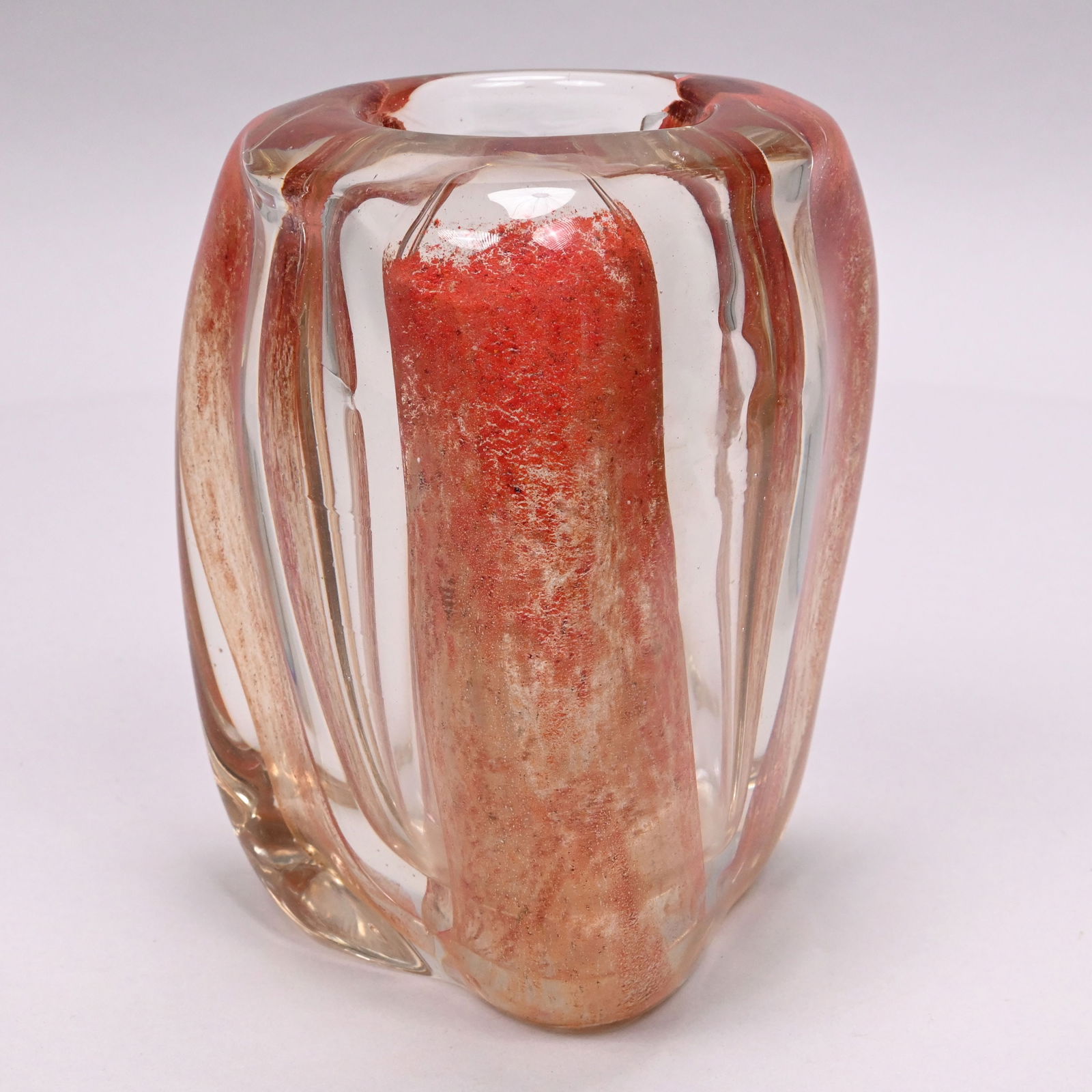 Andre Thuret - Blown and Shaped Glass Vase - 3