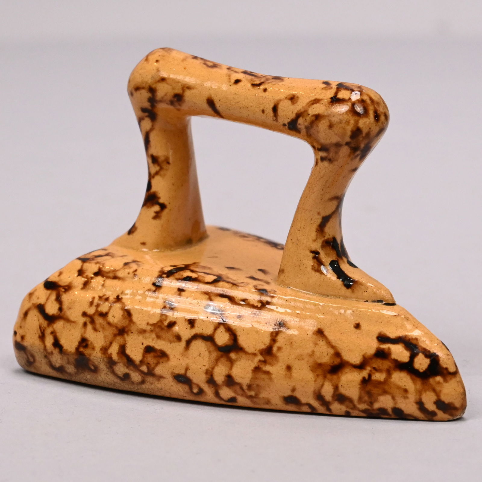 Five Yellowware Mochaware and Spongeware Articles - 14