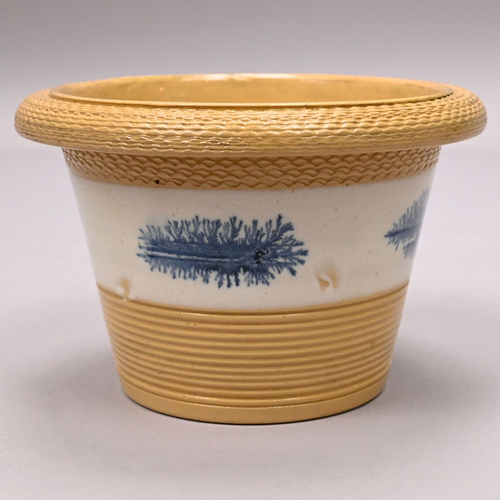 Five Yellowware Mochaware and Spongeware Articles - 4
