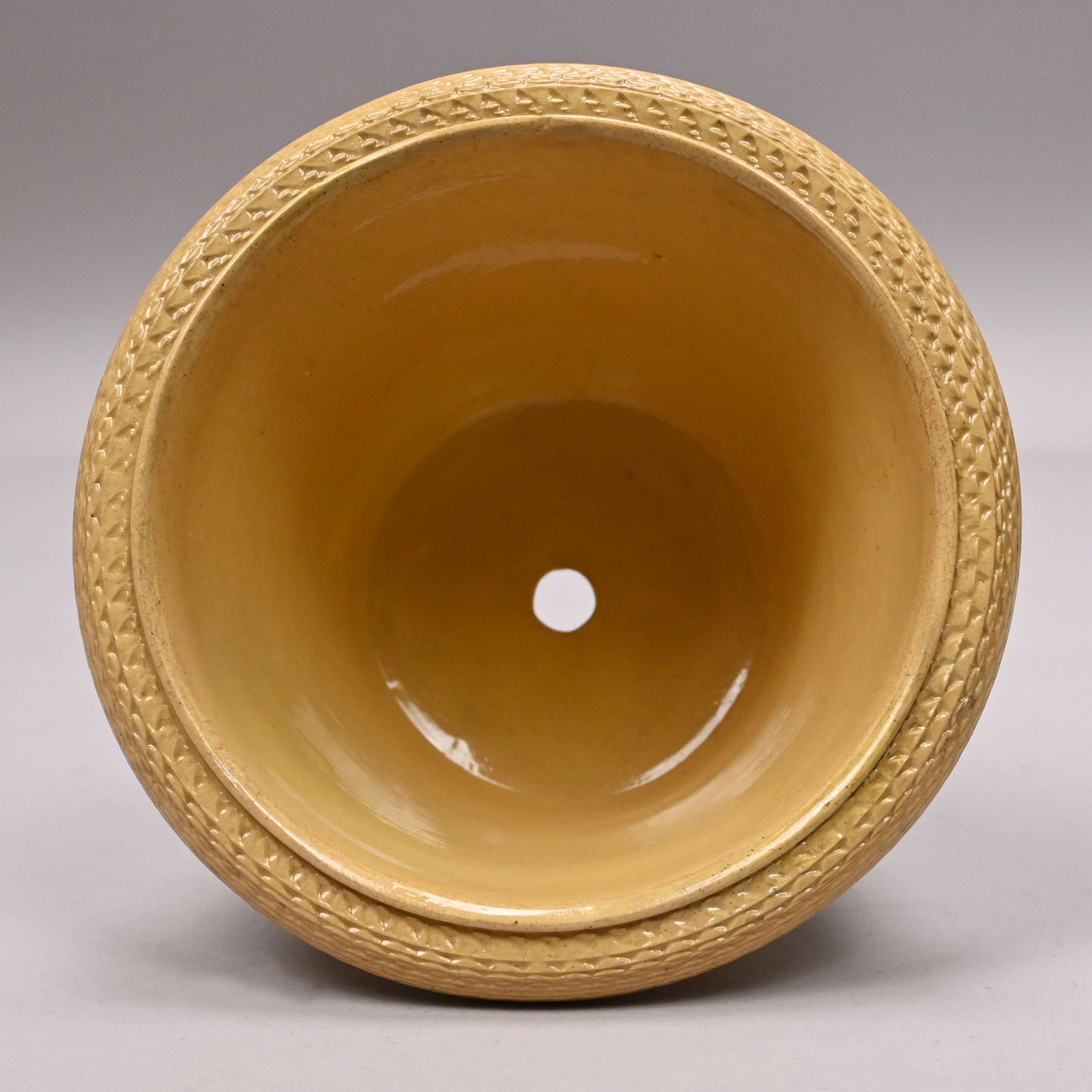 Five Yellowware Mochaware and Spongeware Articles - 6