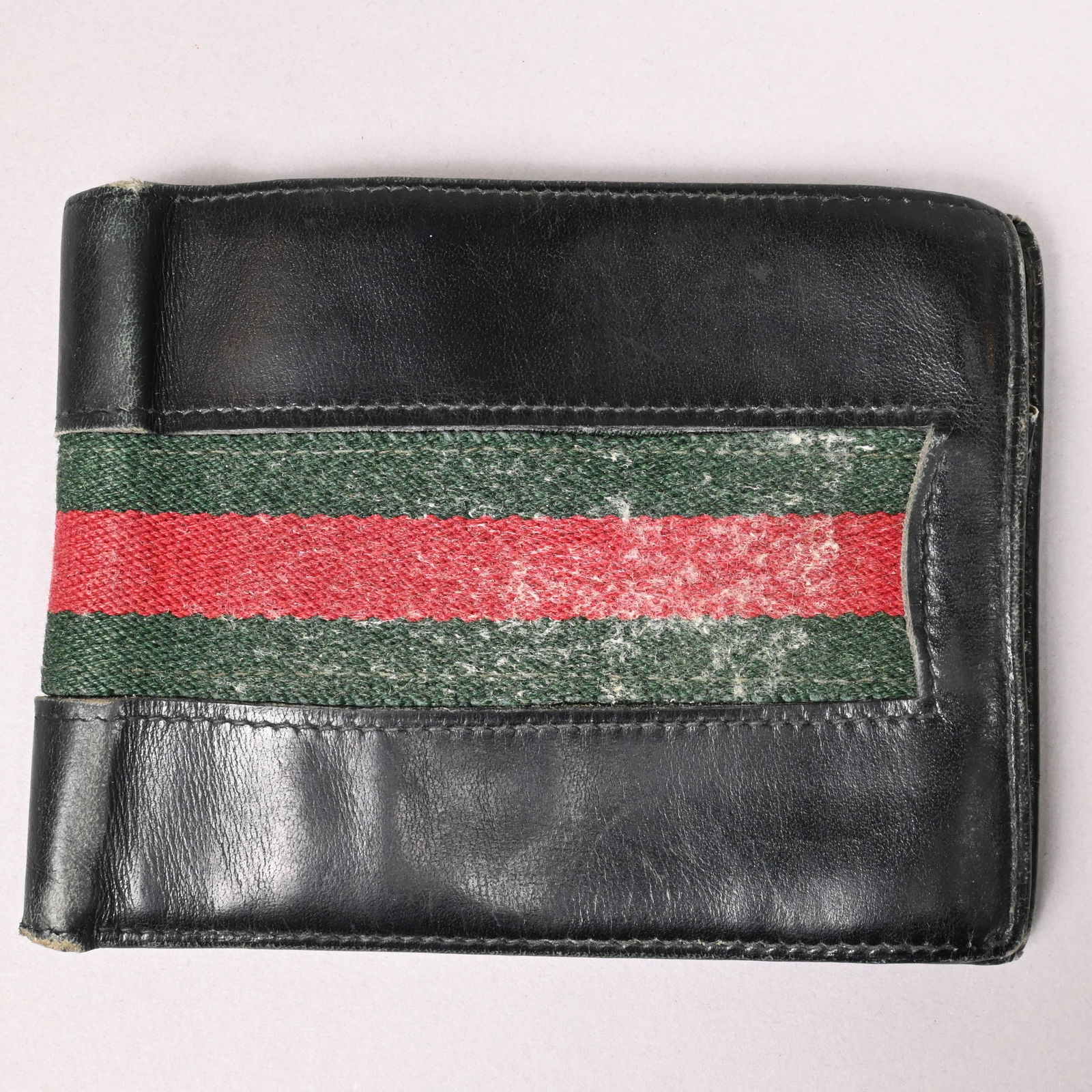 Five Vintage and Modern Designer Personal Articles - 17