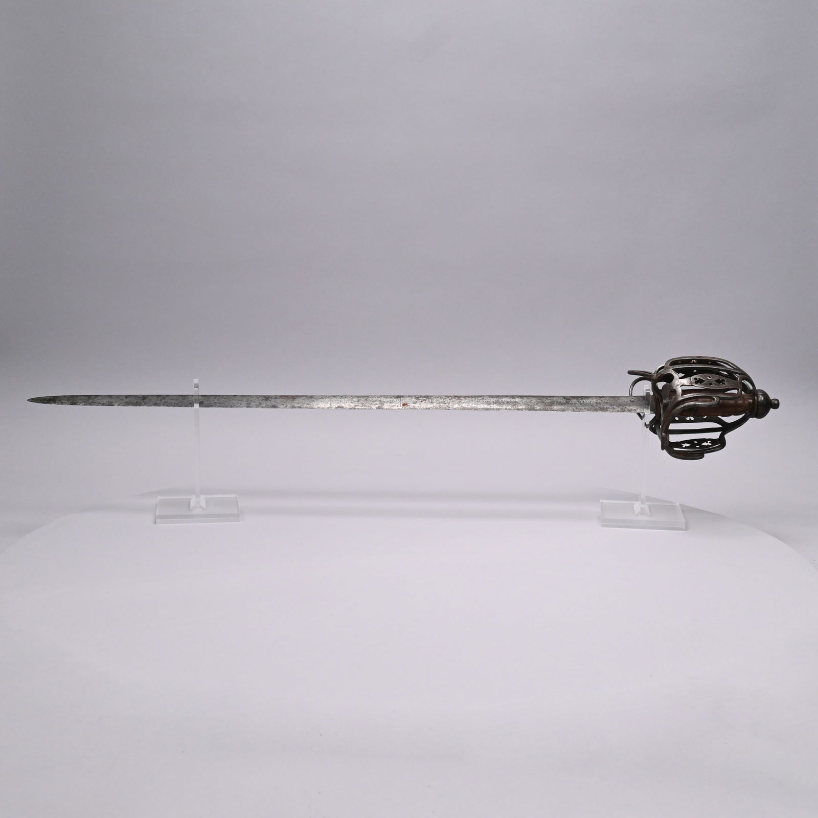 Scottish Basket Hilt Sword, Marked Andria Ferara (1 of 9)