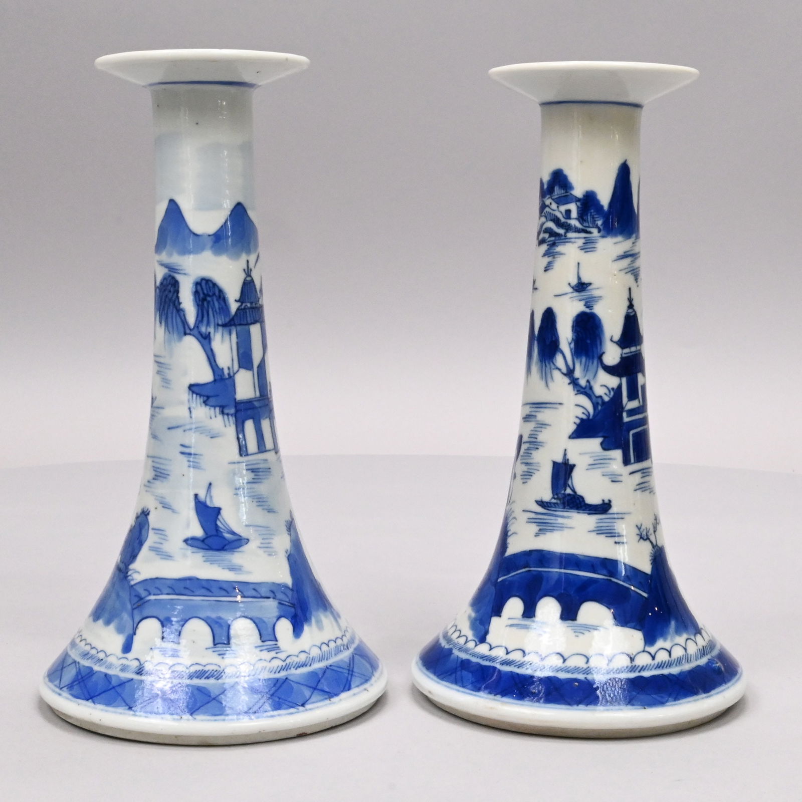 Two Chinese Export Porcelain Canton Candlesticks - 4