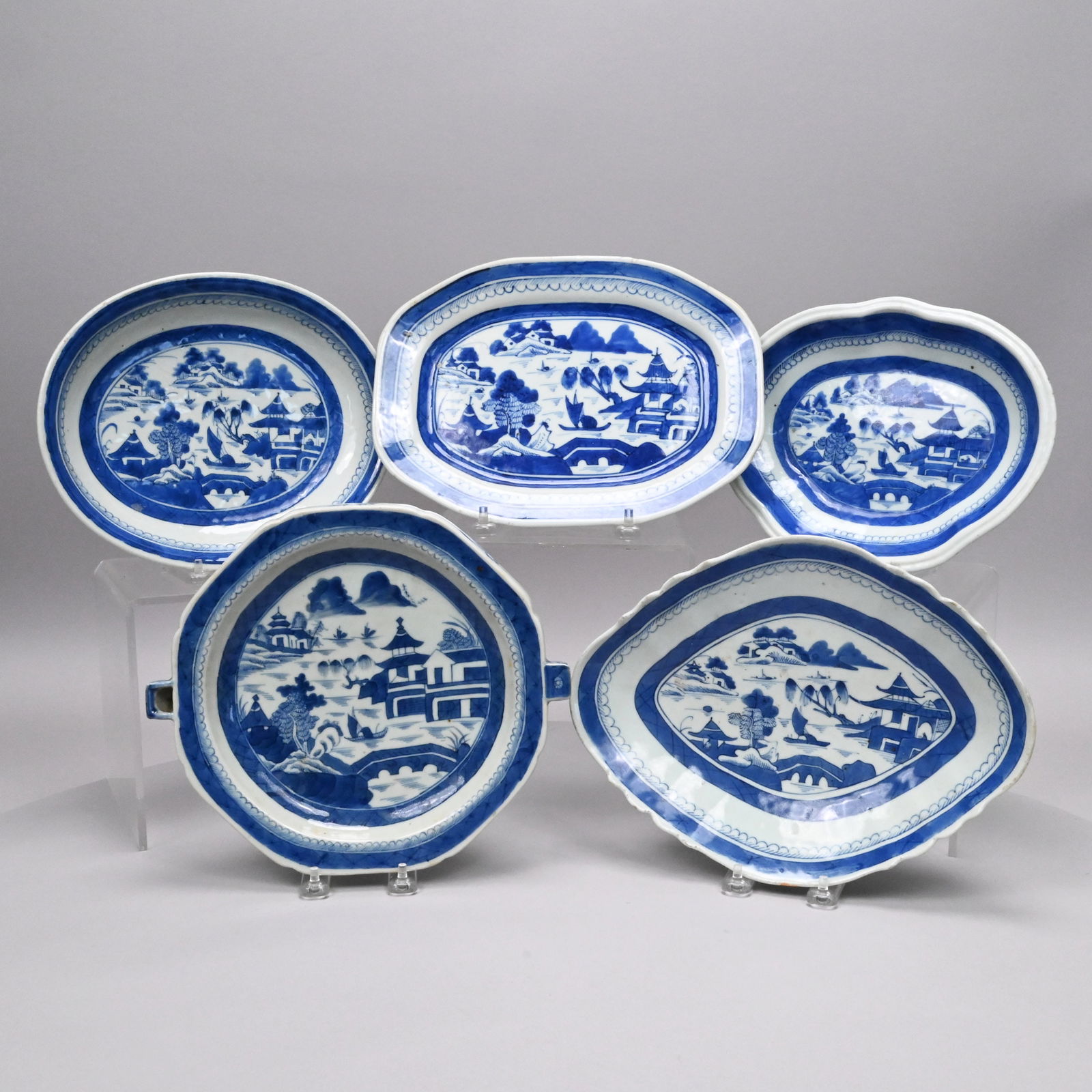 Five Chinese Export Porcelain Canton Wares (1 of 13)