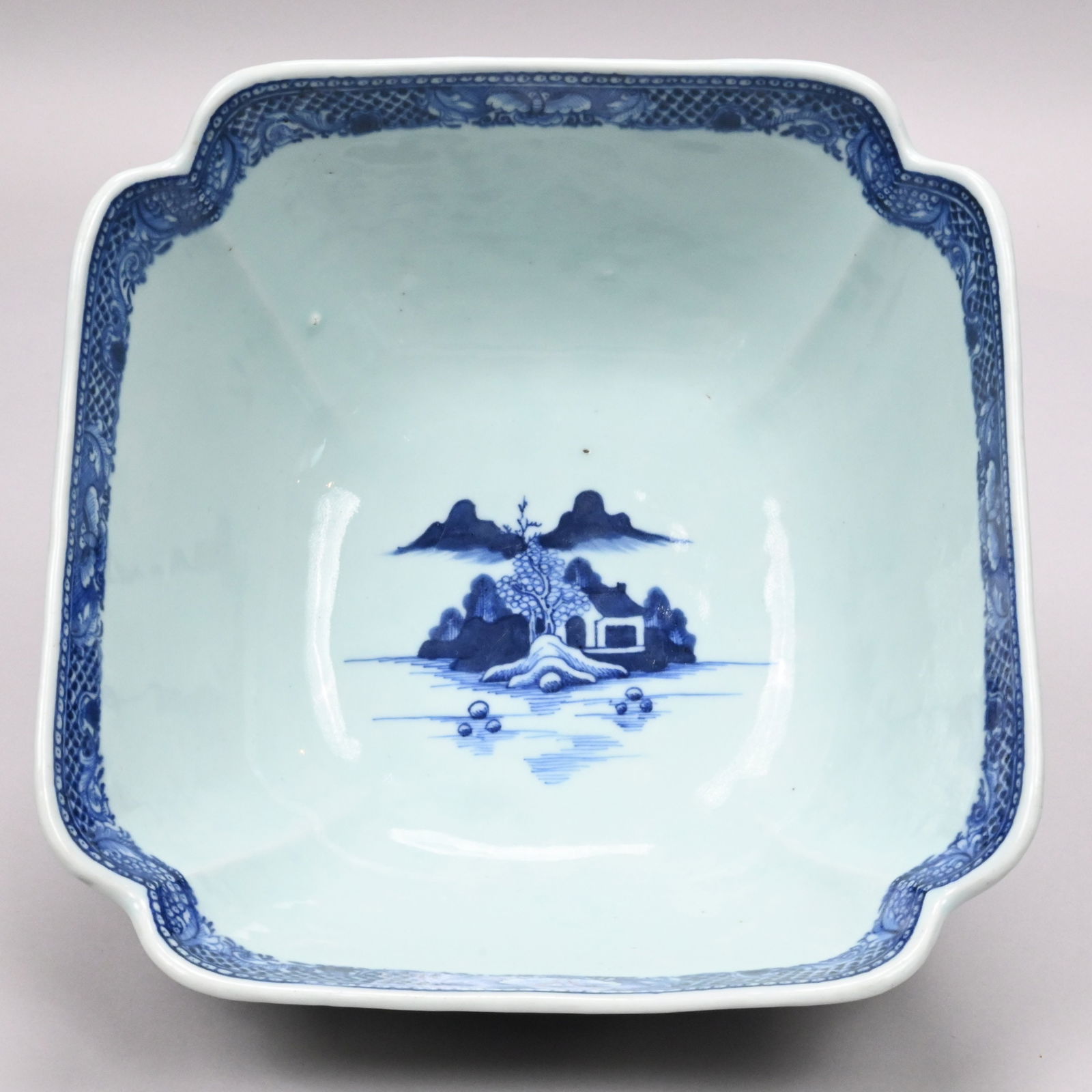 Chinese Export Porcelain Nanking Cut-Corner Bowl - 5
