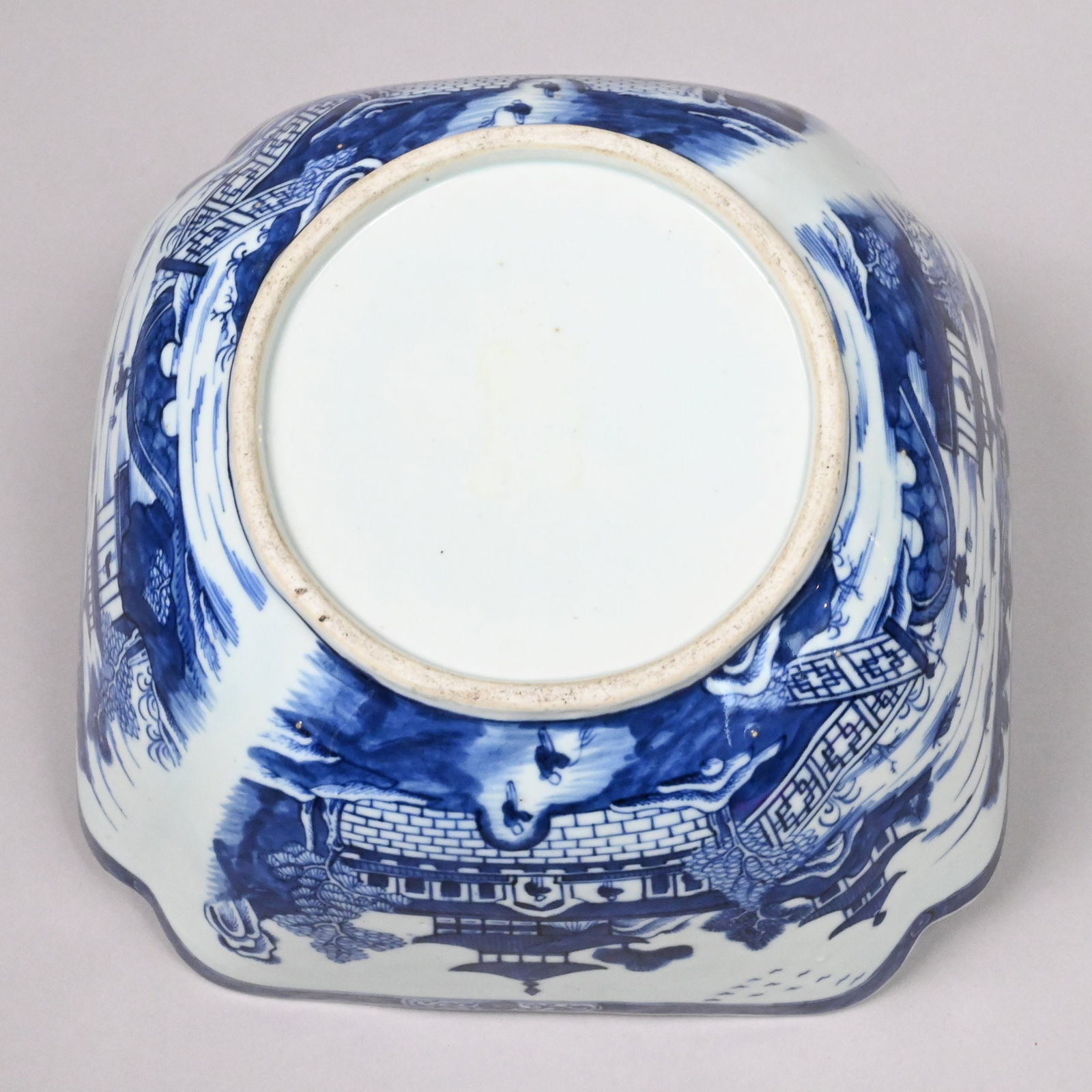 Chinese Export Porcelain Nanking Cut-Corner Bowl - 6