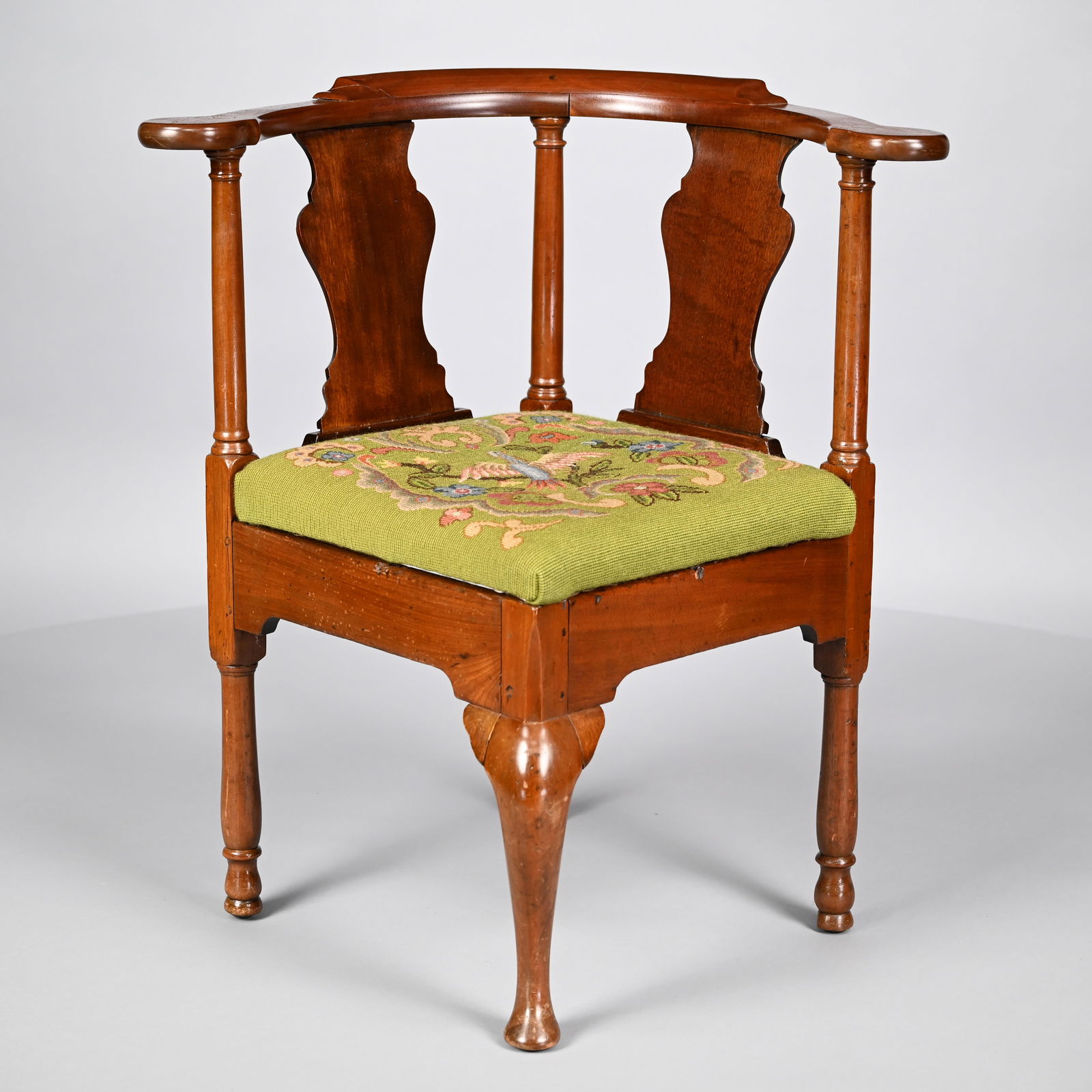 Queen Anne Mahogany Corner Chair, Needlepoint Seat (1 of 8)