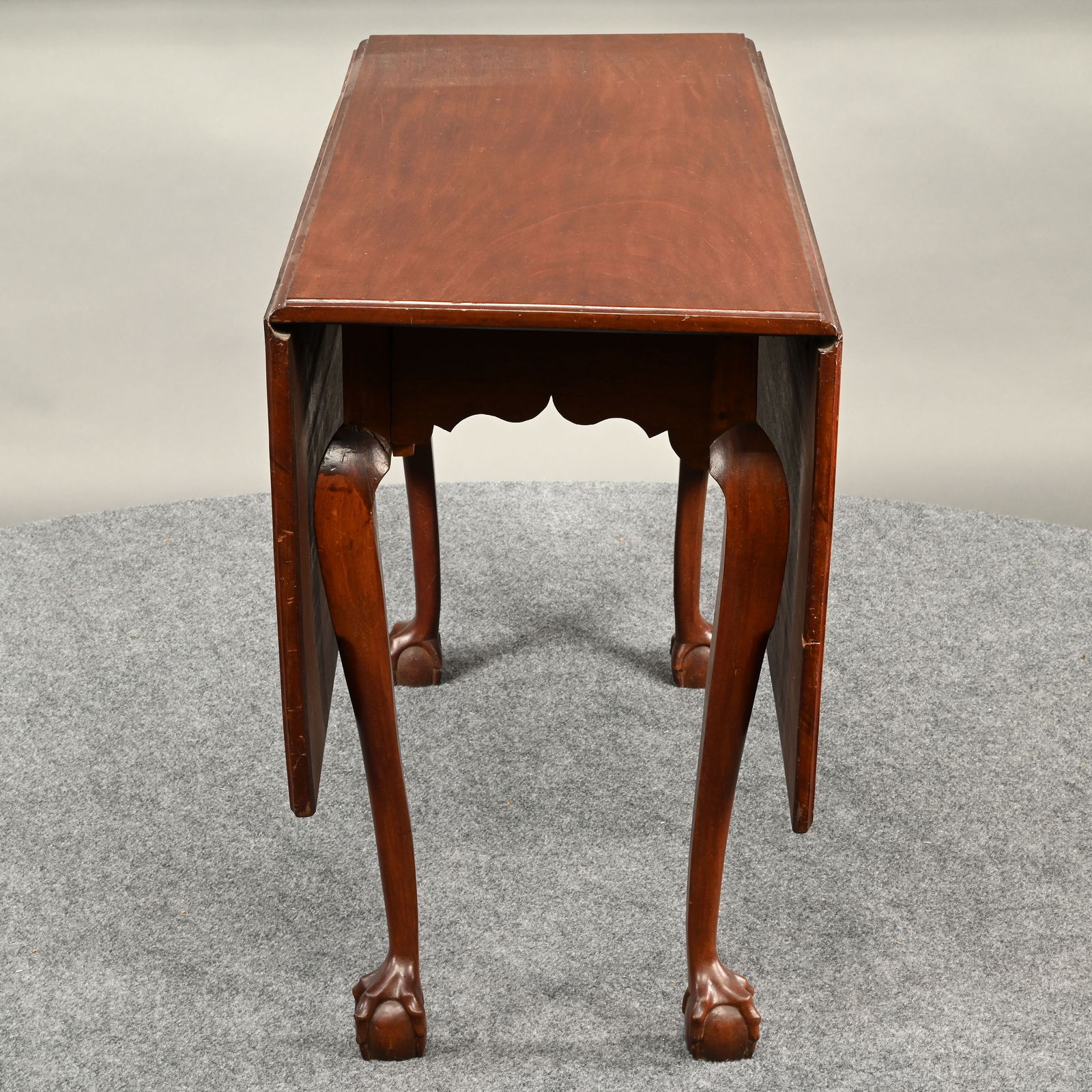 Salem, Mass. Chippendale Mahogany Dining Table - 4
