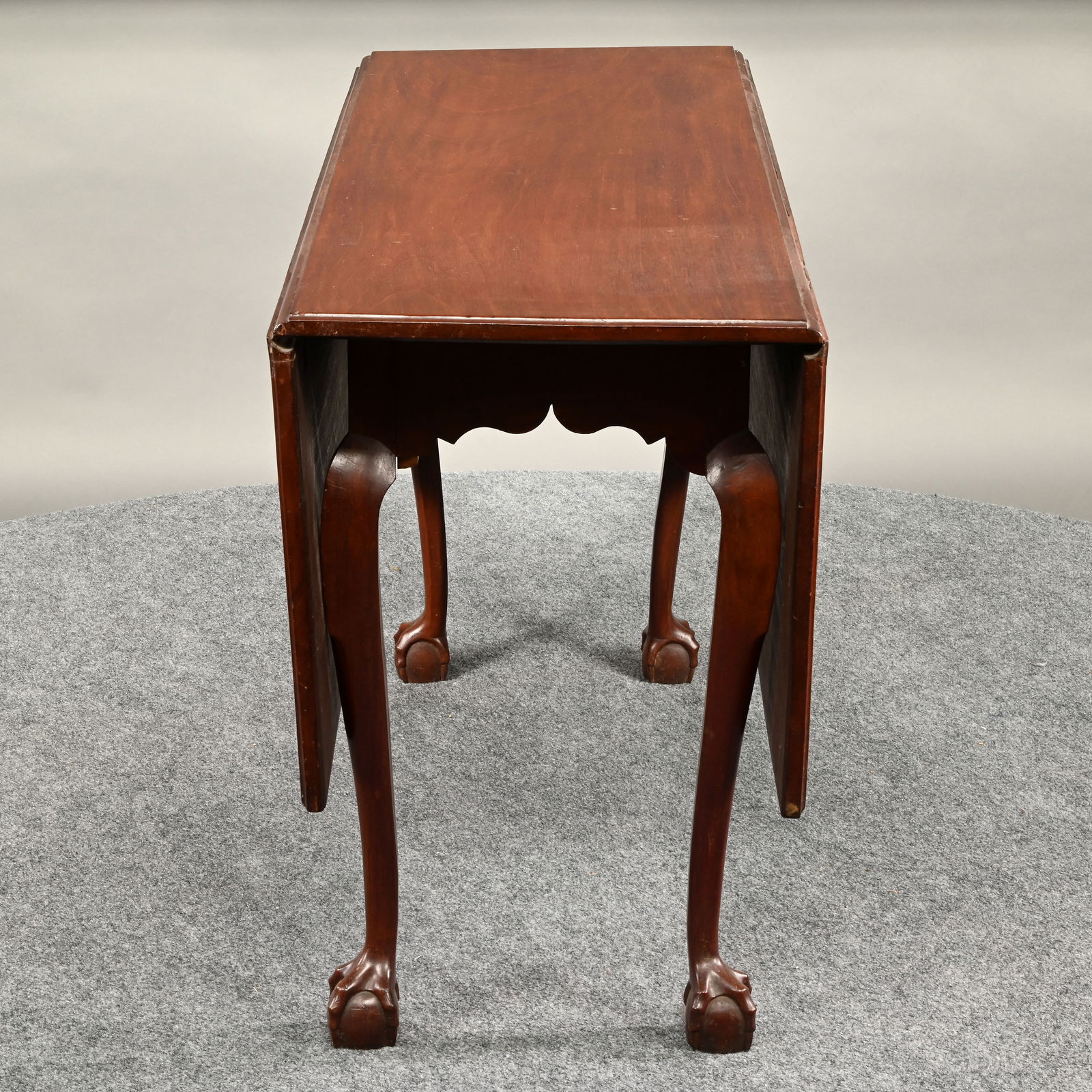Salem, Mass. Chippendale Mahogany Dining Table - 8