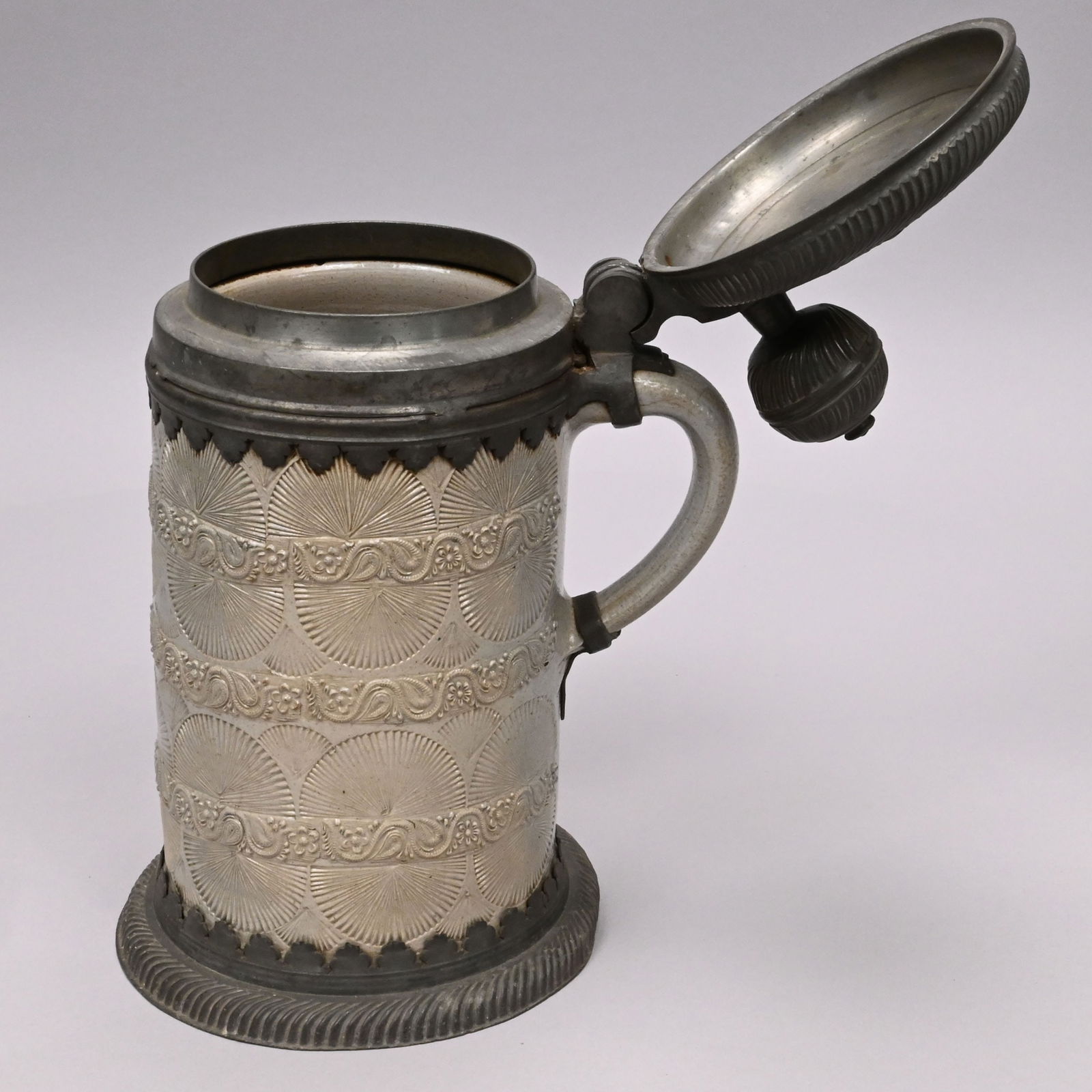 German Saltglaze Stoneware Stein, Westerwald - 4