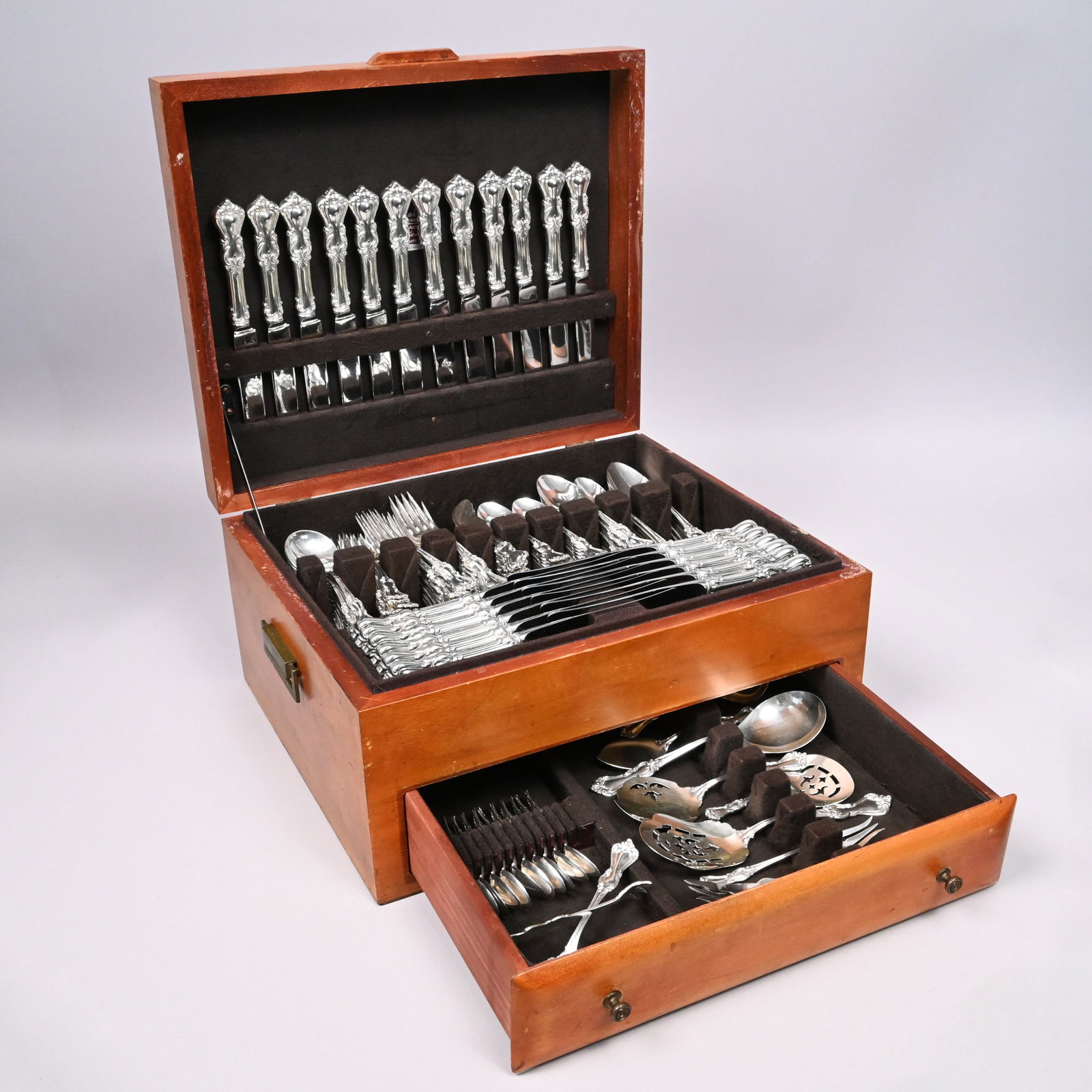 American Sterling Silver Flatware Service (1 of 18)