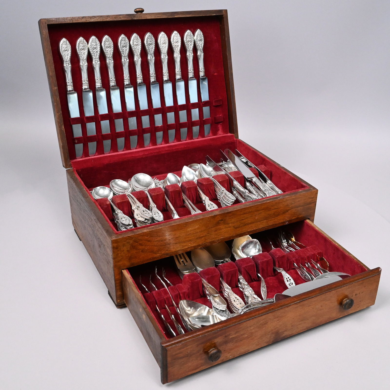 American Sterling Silver Flatware Service (1 of 20)