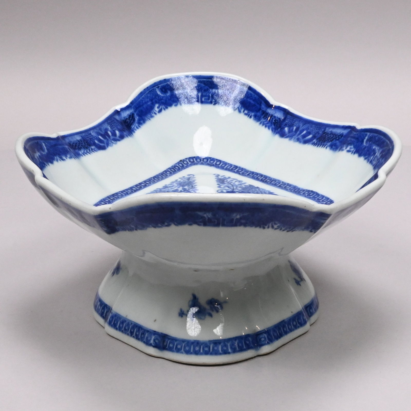 Pr Chinese Export Crested Blue Fitzhugh Compotes - 3