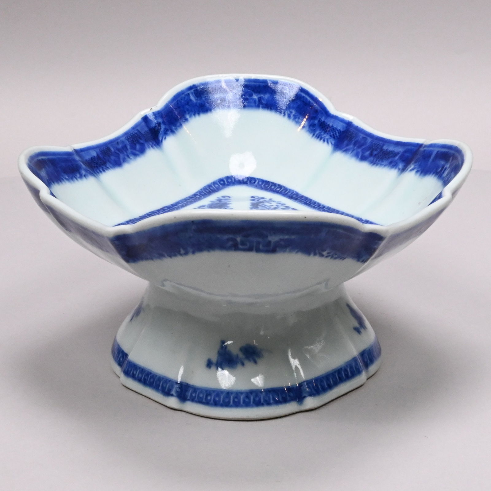 Pr Chinese Export Crested Blue Fitzhugh Compotes - 9