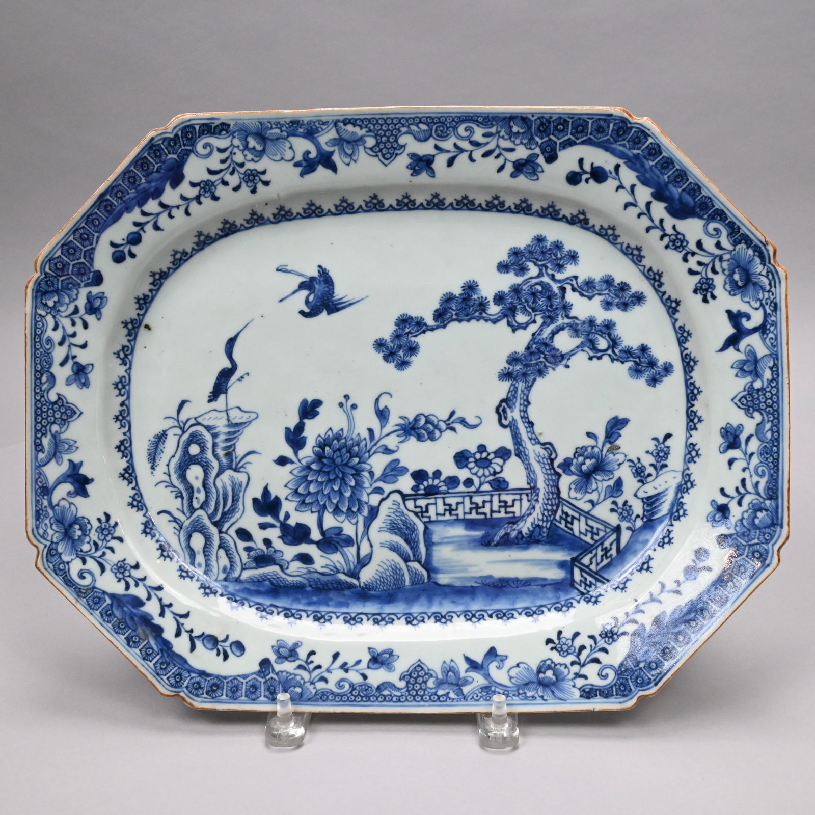 Chinese Export Porcelain Platter, Qianlong (1 of 3)