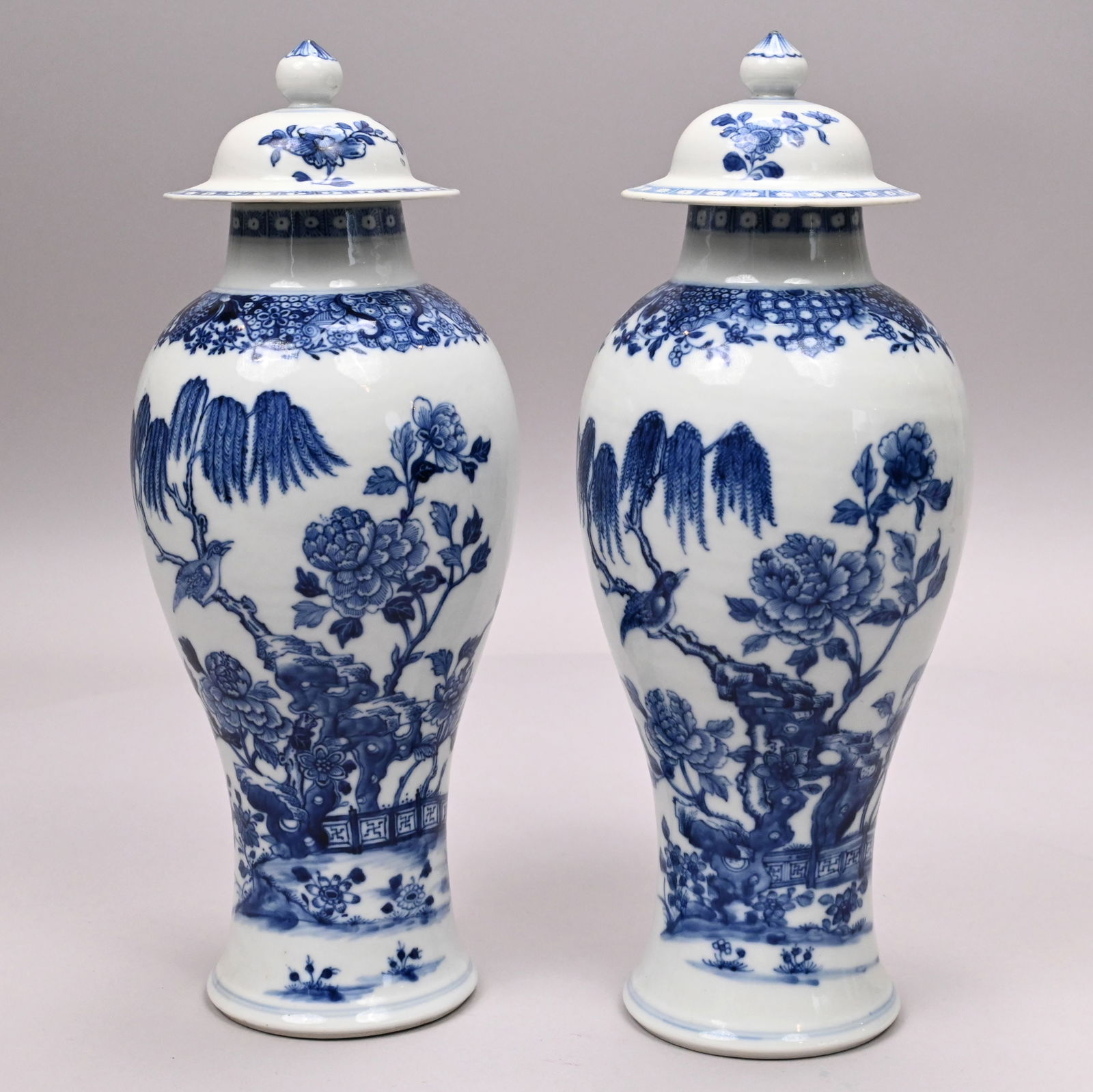 Pair of Chinese Export Porcelain Vases and Covers (1 of 8)