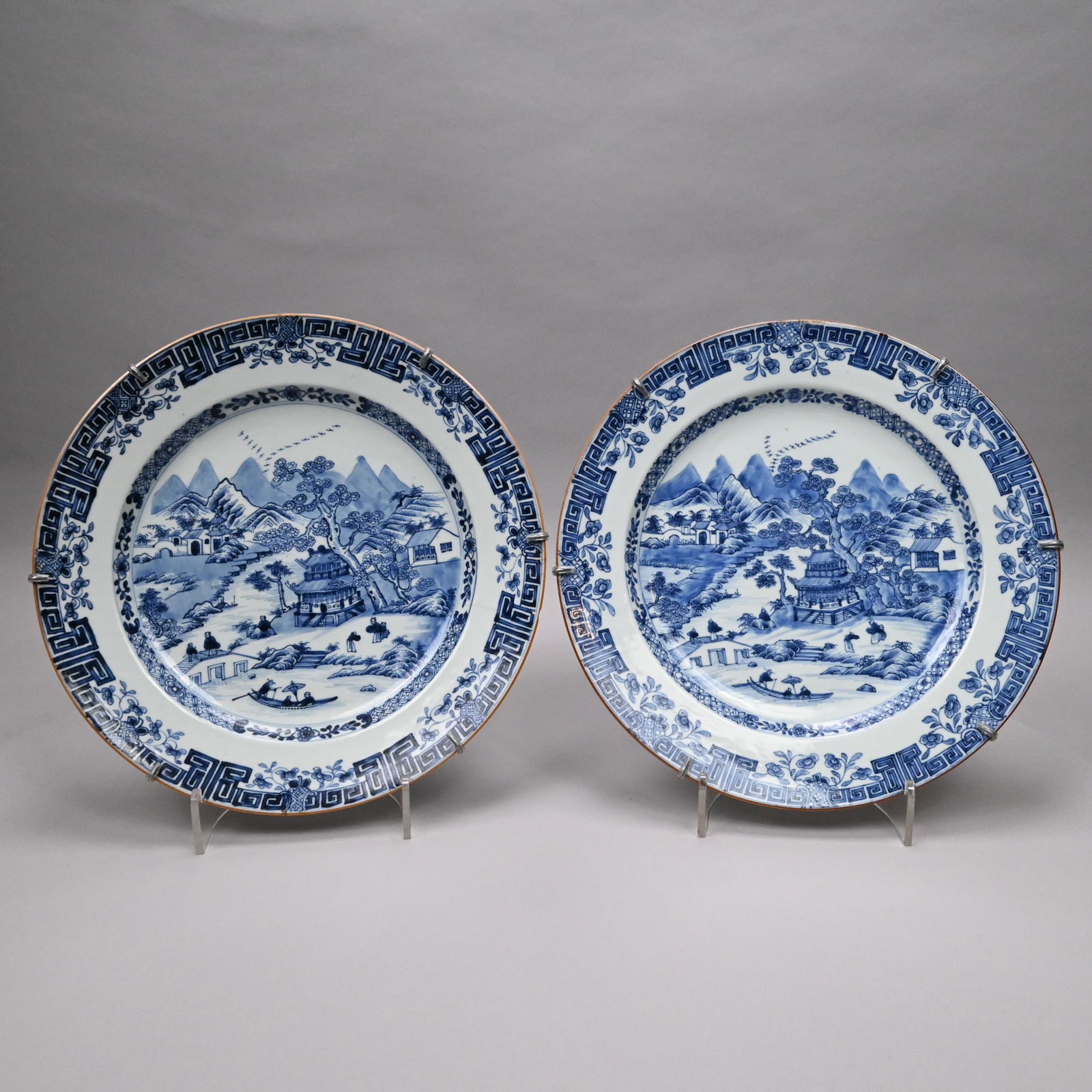Pair of Chinese Export Porcelain Chargers,Qianlong (1 of 7)