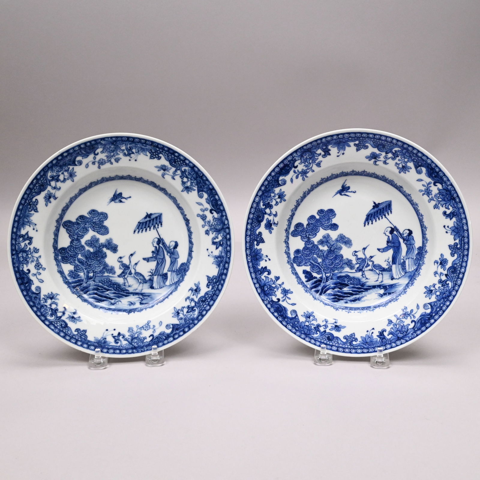 Pr Chinese Exp Porcelain 'Dame au Parasol' Plates (1 of 6)