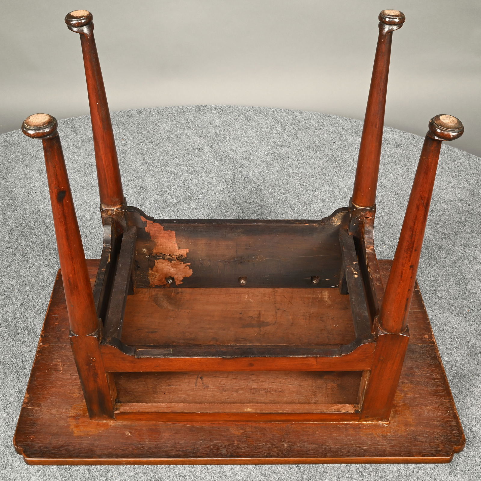 American Queen Anne Walnut Tavern Table - 10