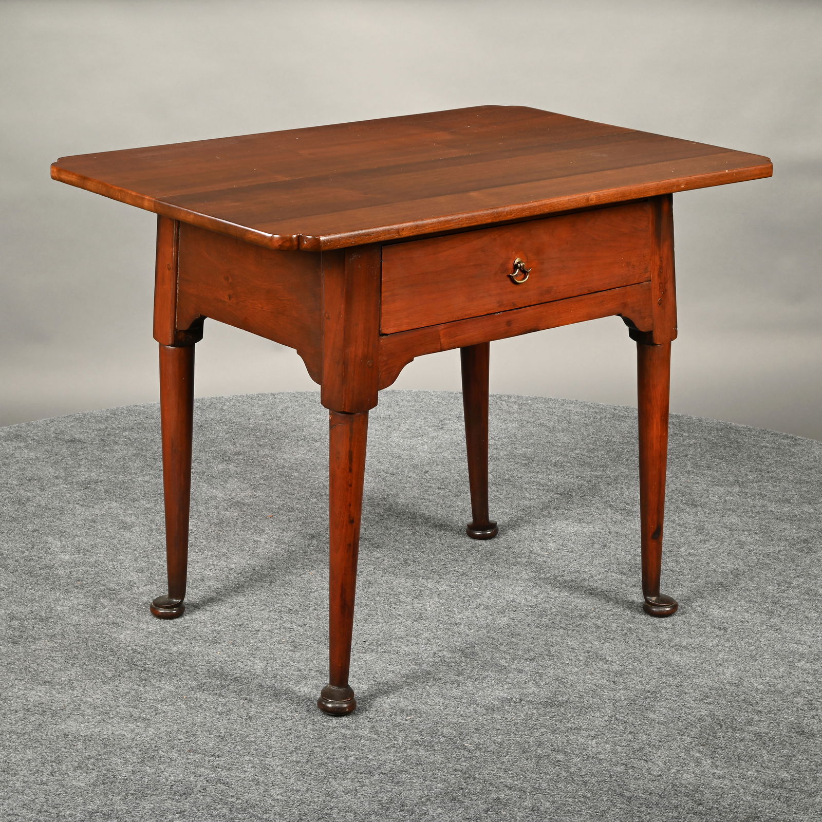 American Queen Anne Walnut Tavern Table (1 of 10)