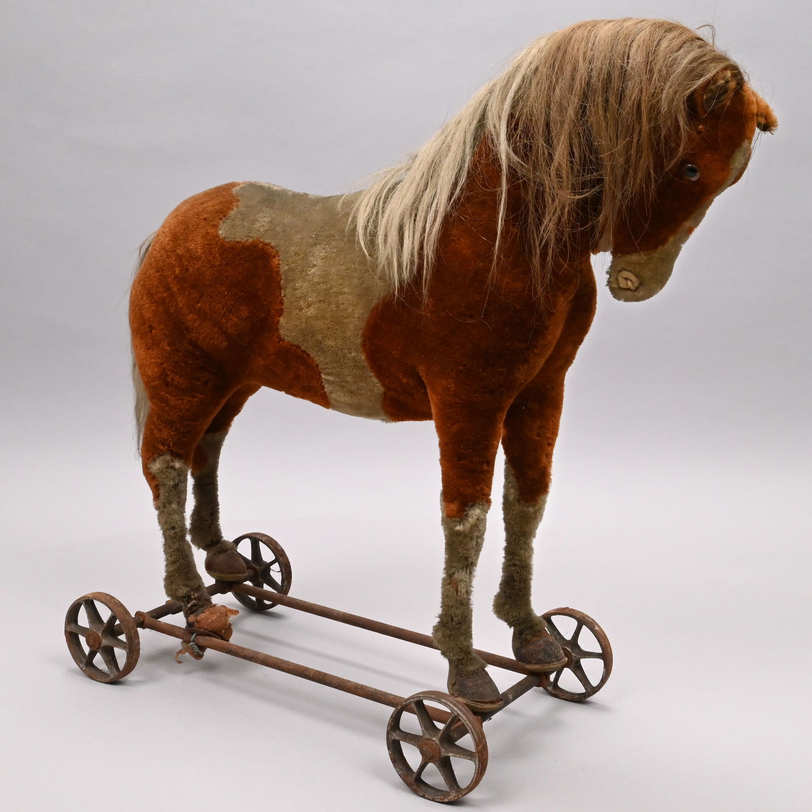Steiff Pinto Mohair Ride-On Horse on Metal Base (1 of 7)