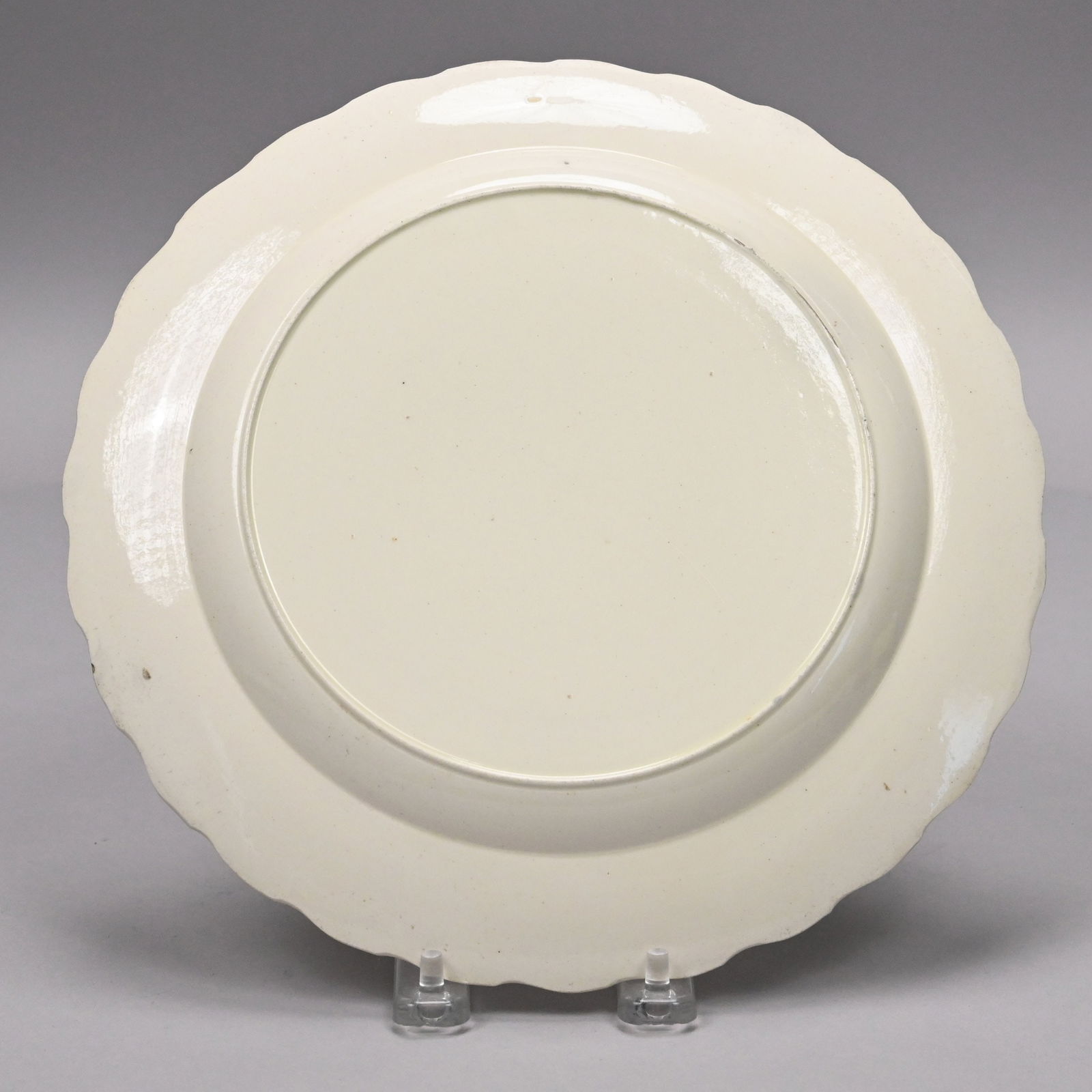 Four English Creamware Transfer-Printed Plates - 6