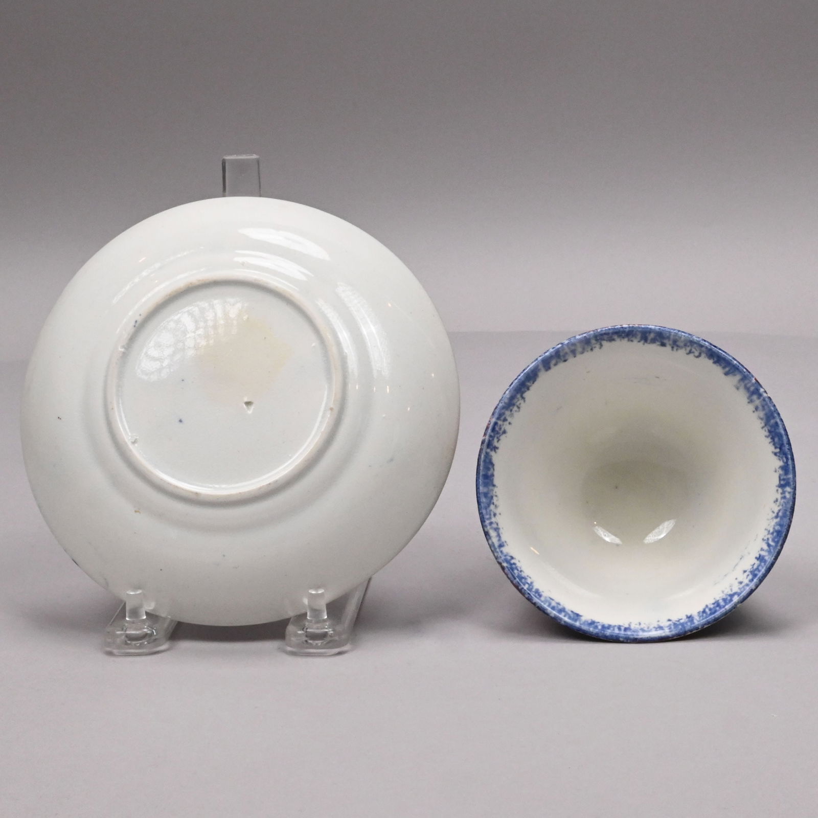 Five British Spatterware Handleless Cups & Saucers - 7