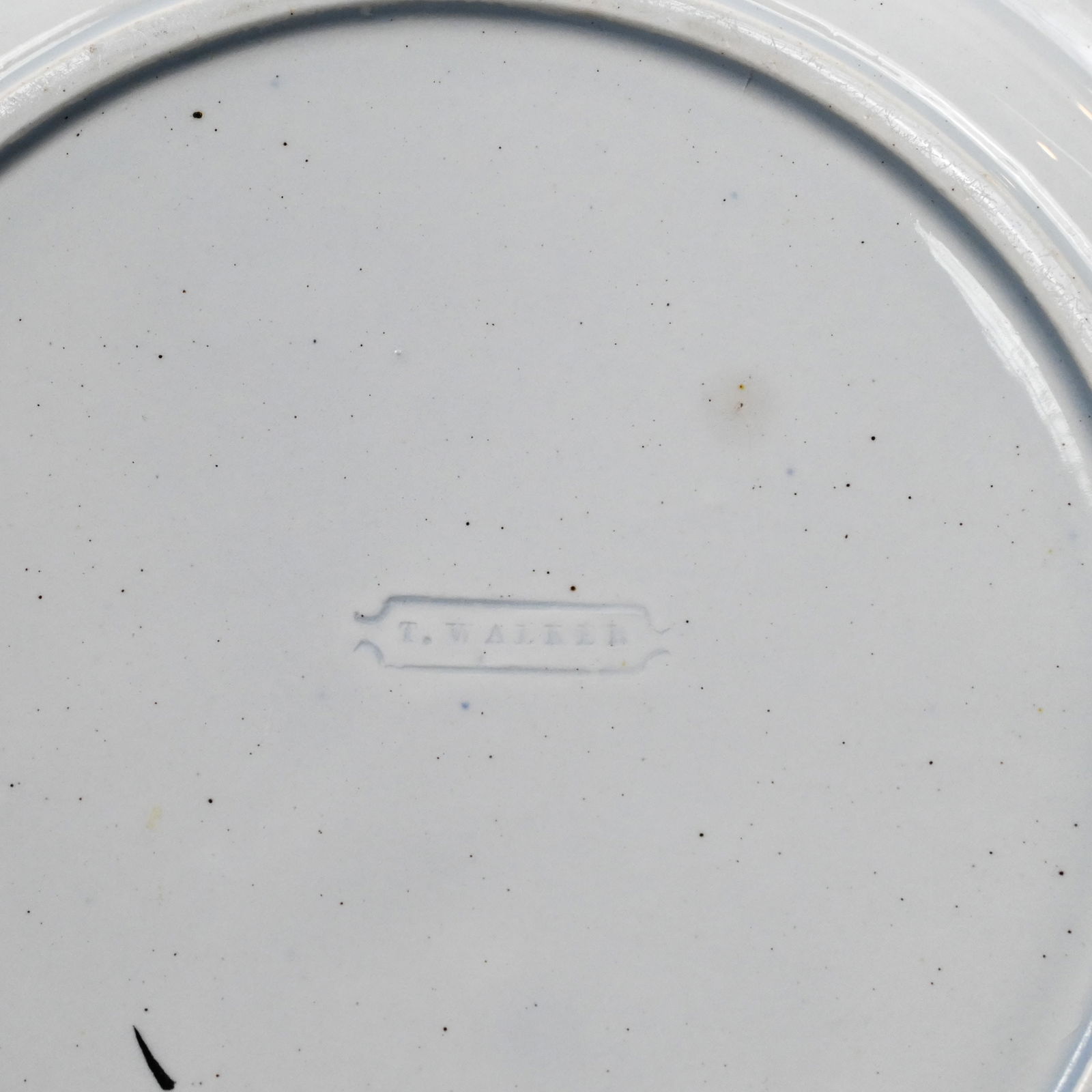 Two English Spatterware and Painted Plates - 4