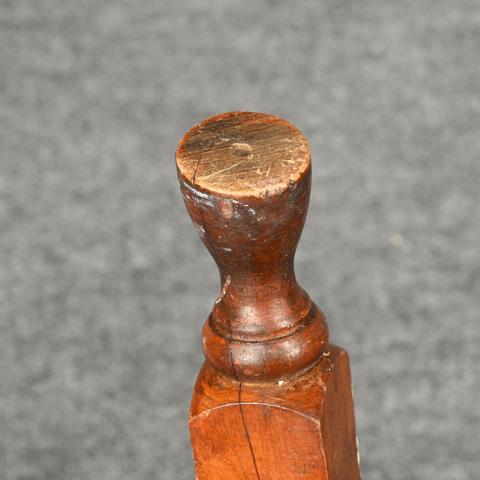 American Maple & Pine Oval Splayed Leg Tap Table - 12