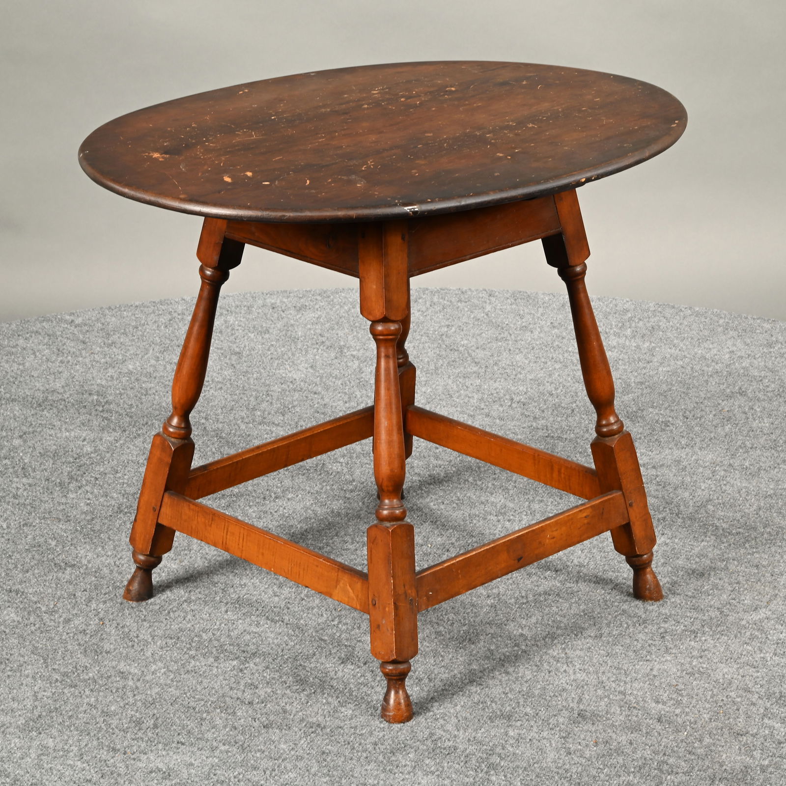 American Maple & Pine Oval Splayed Leg Tap Table - 7