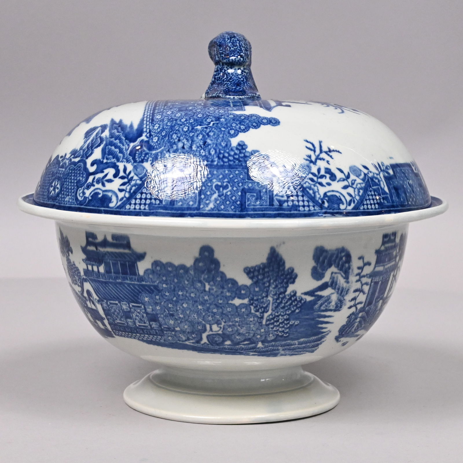 English Pearlware Chinoiserie Supper Set - 11