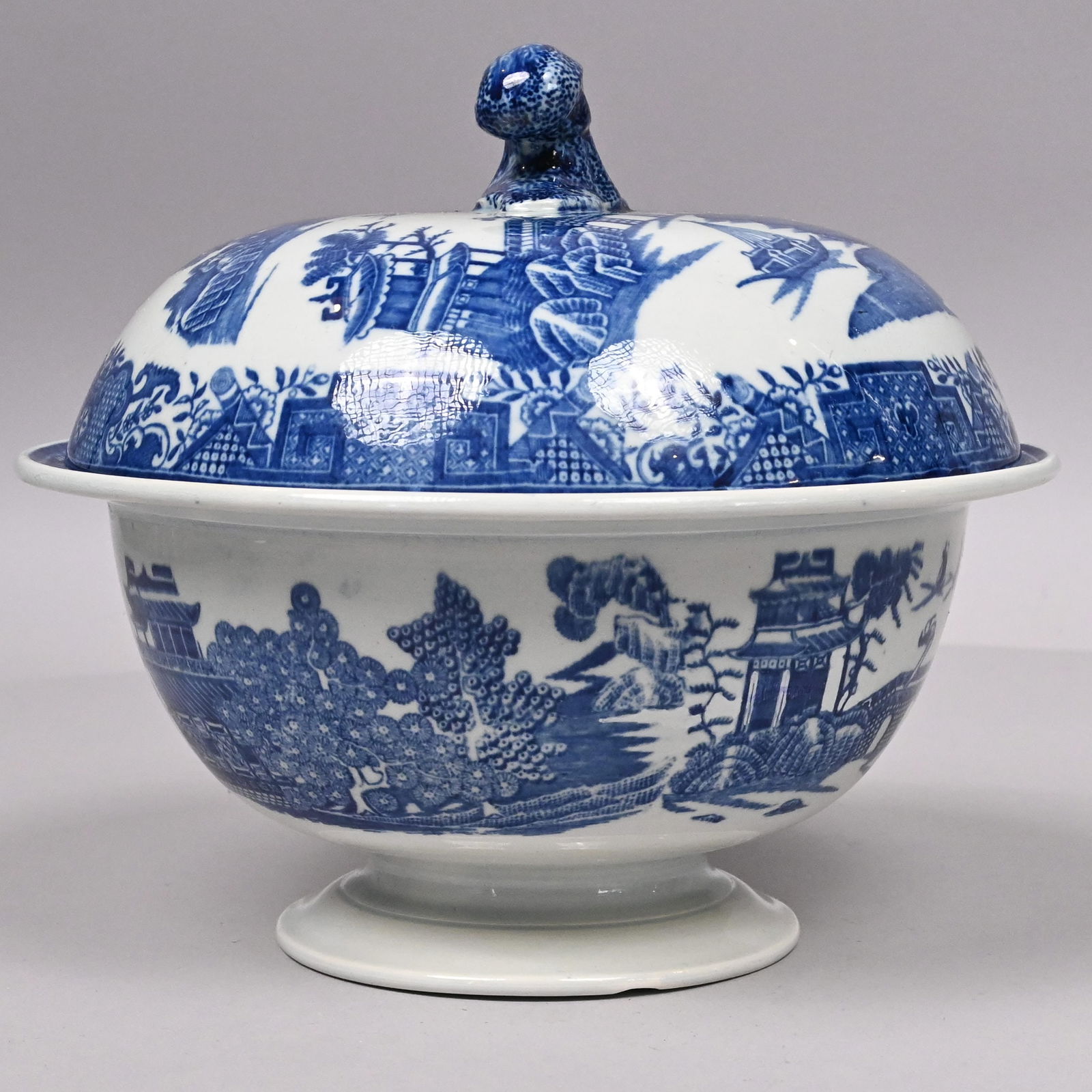 English Pearlware Chinoiserie Supper Set - 9