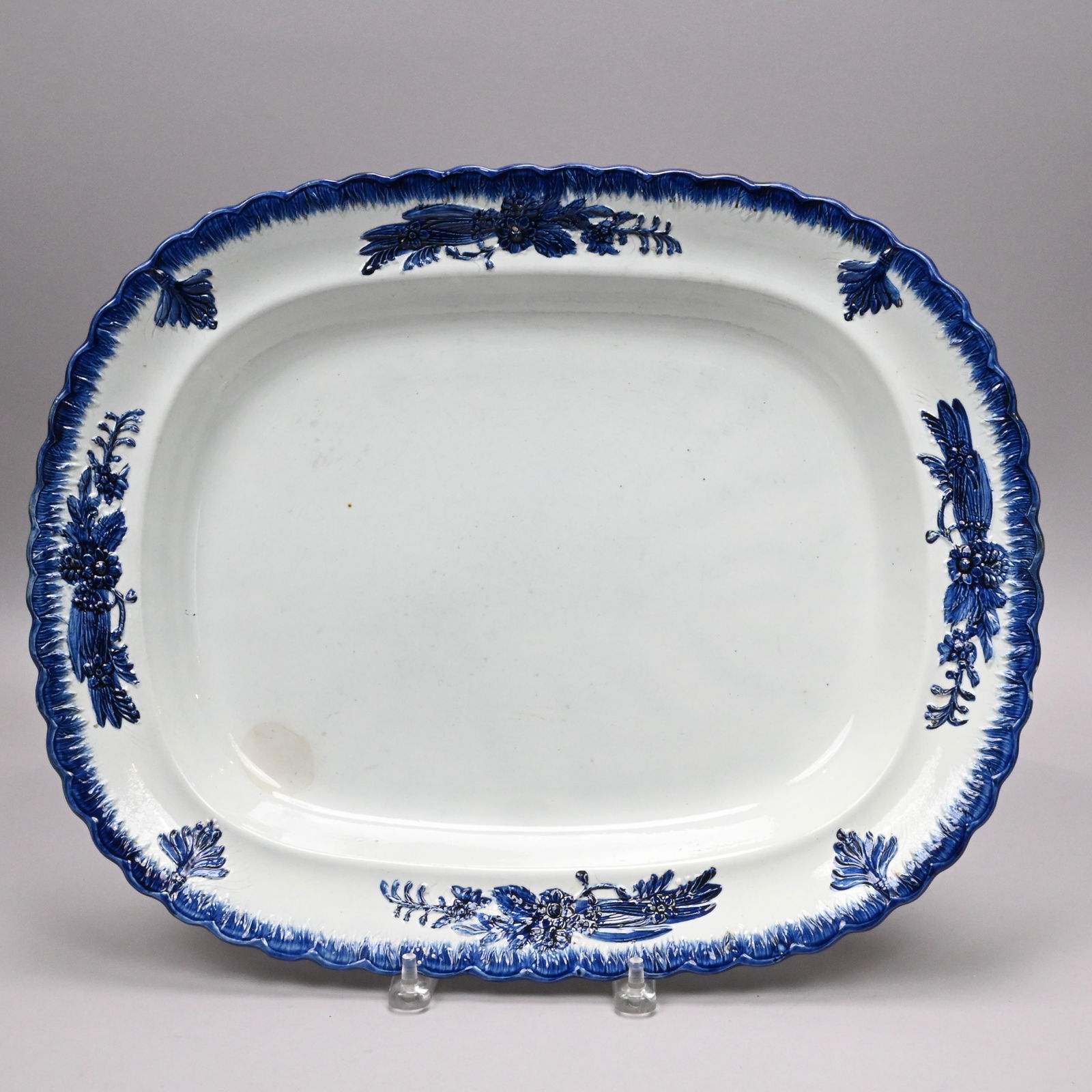 Four Staffordshire Shell-Edge Platters - 2