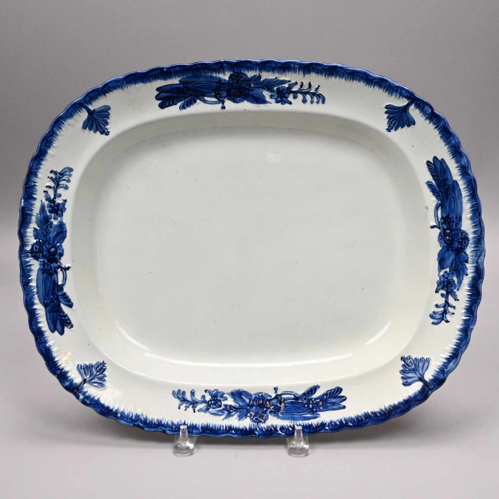 Four Staffordshire Shell-Edge Platters - 5